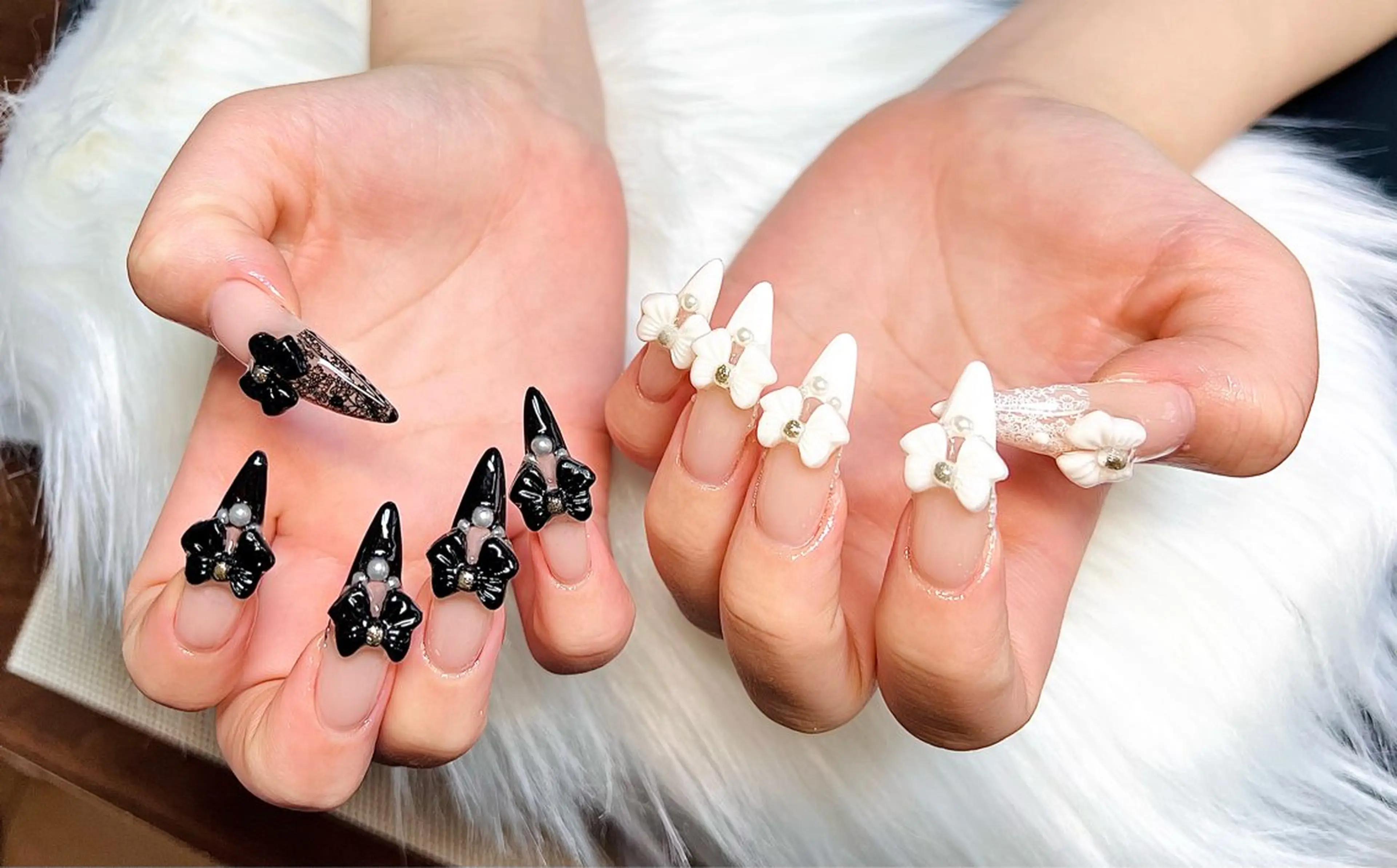 ネイル ハンドネイル ダン ゴーゴックビックのネイルデザイン