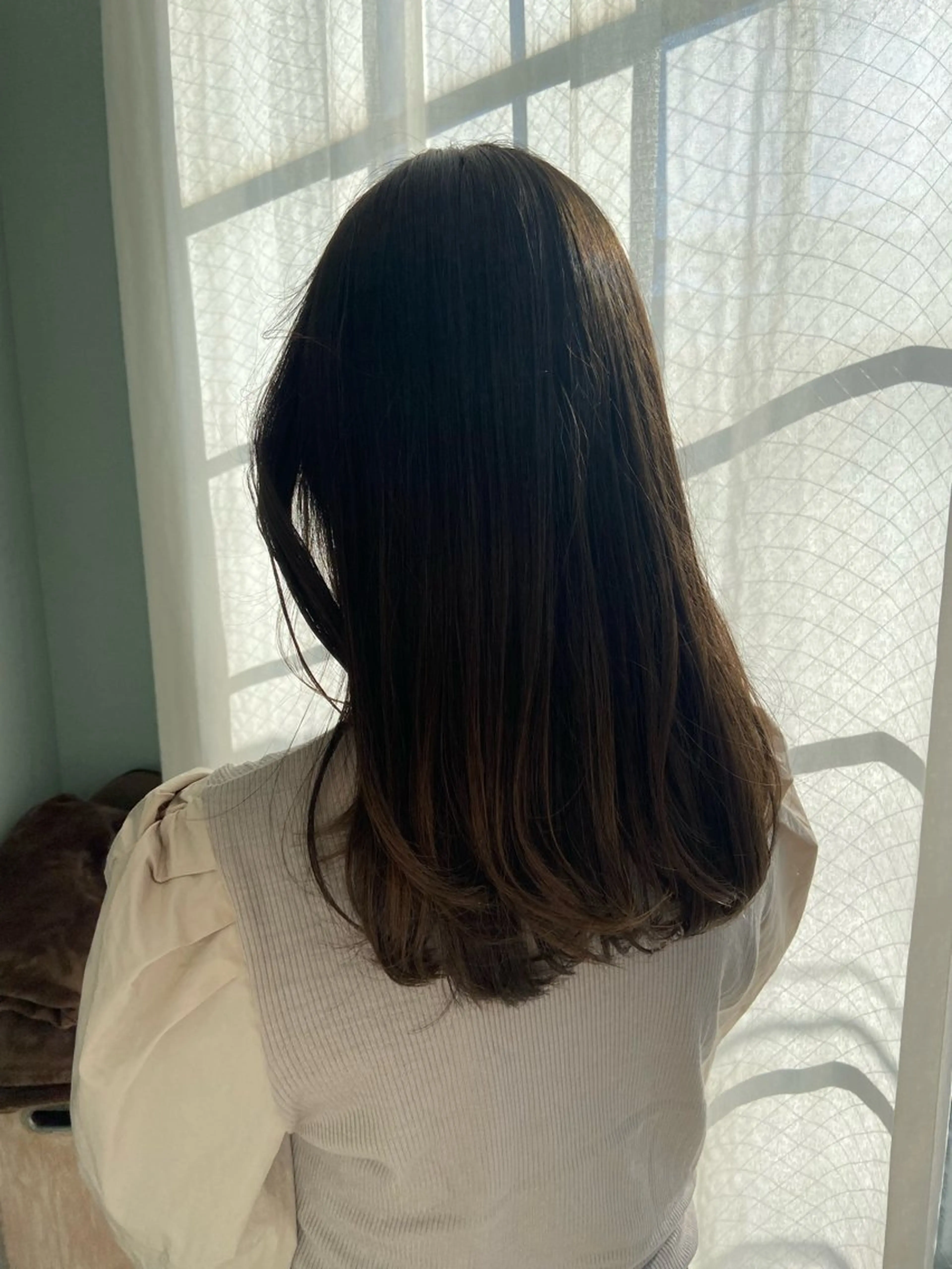 ロング カラー atelier doux dimanche（アトリエ・ドゥー・ディマンシュ）所属・Fukamiレイヤー 透明感カラーのヘアスタイル