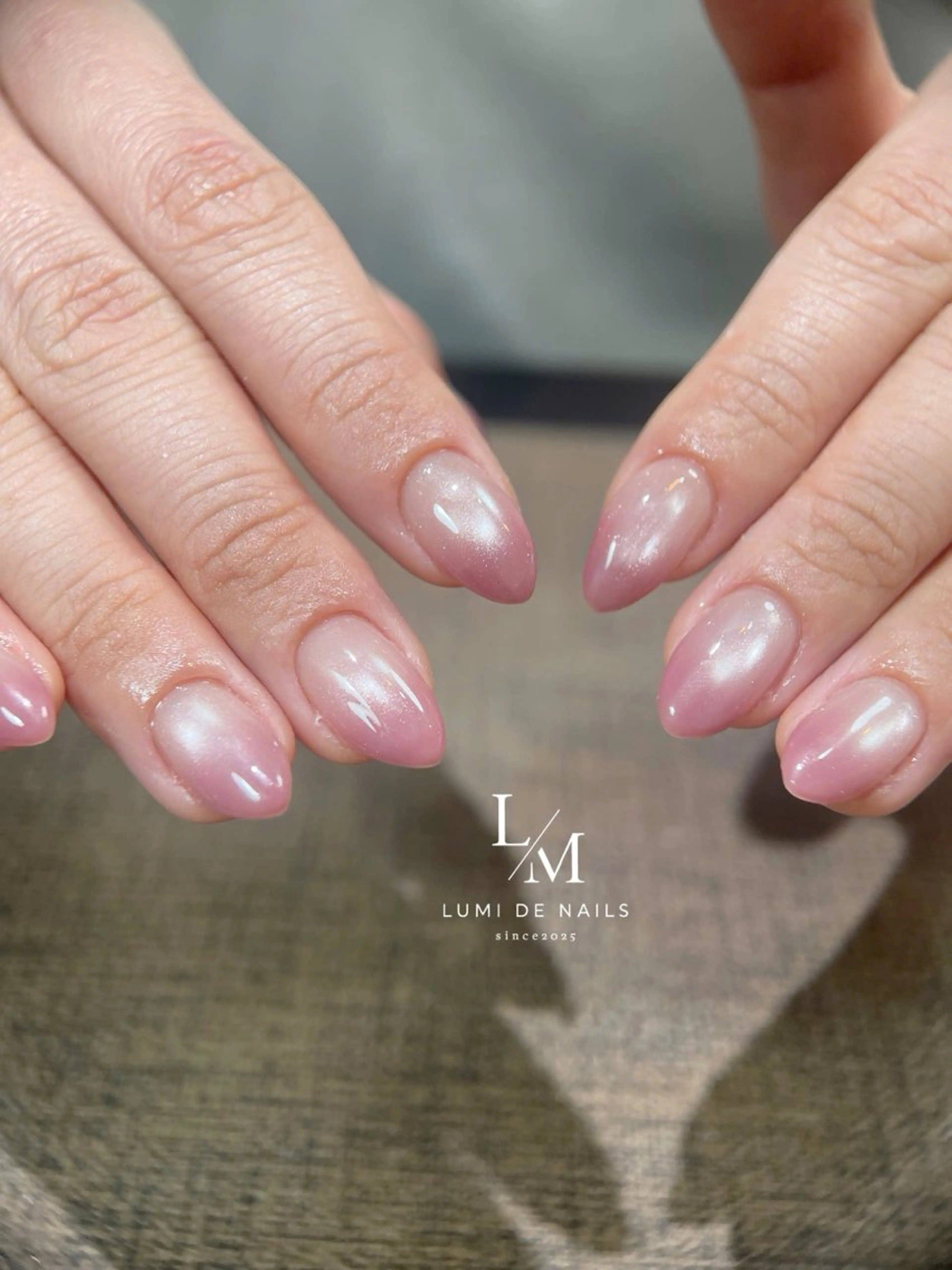 ネイル グラデーション ラメ(グリッター) マグネットネイル ミラーネイル ニュアンスネイル ハンドネイル Lumi de nailsのネイルデザイン