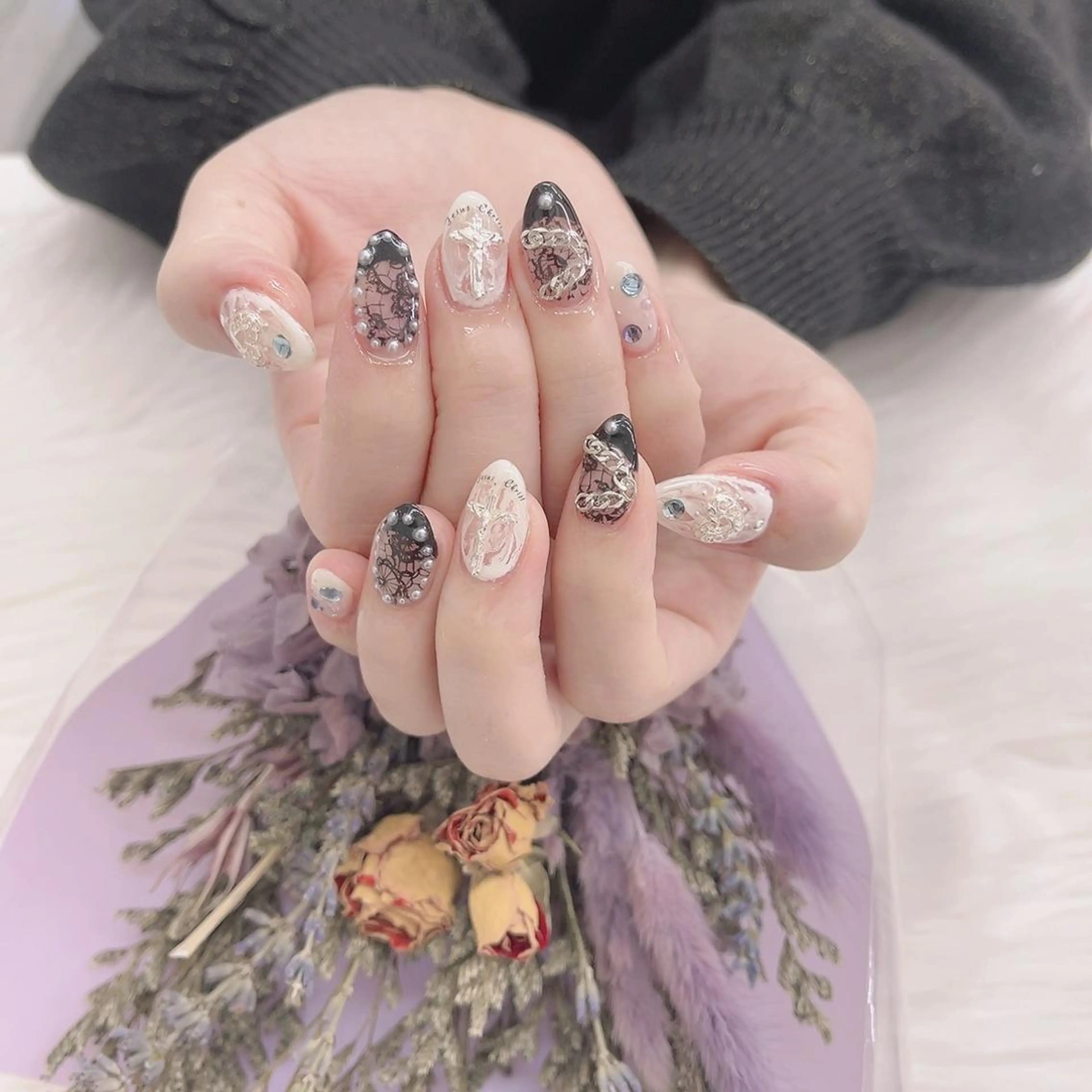 ネイル 🦋ネイルサロン ブラン🌈ゆりのネイルデザイン