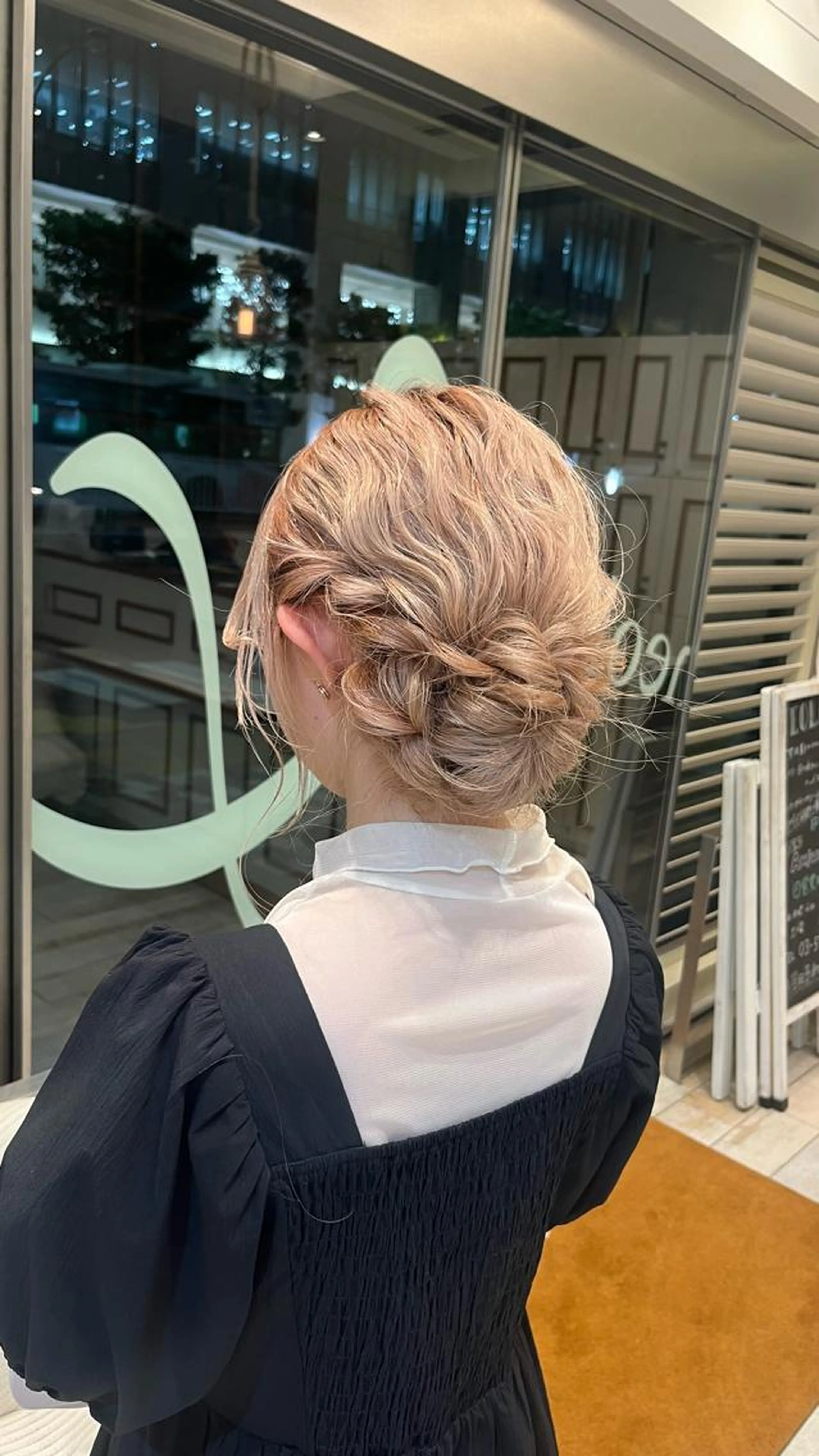 🕊️10時open🕊️結婚式やイベント前に💭ヘアセット🪄の写真