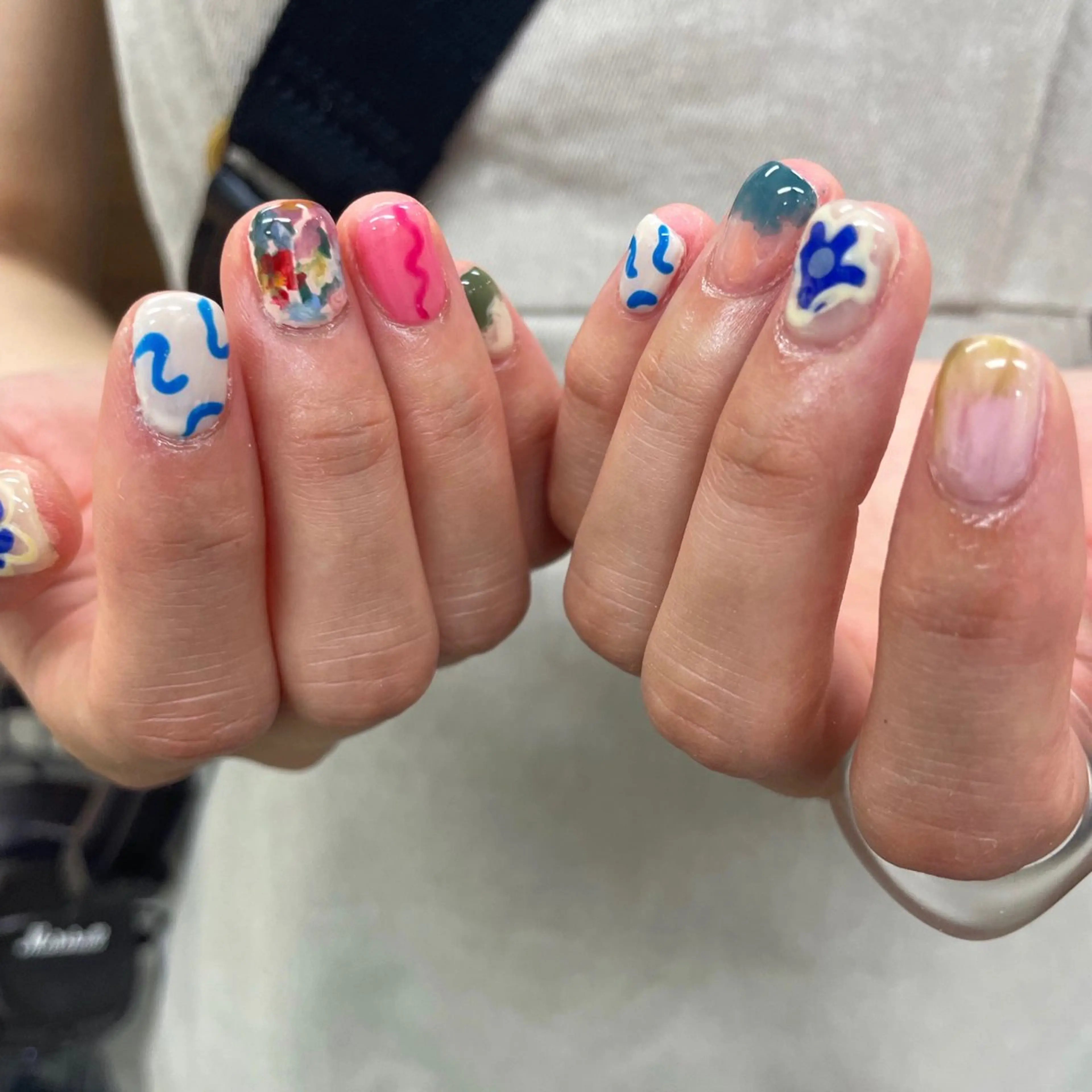 ネイル アートネイル ジェルネイル ニュアンスネイル スカルプネイル nailstudio eviz新宿店のネイルデザイン