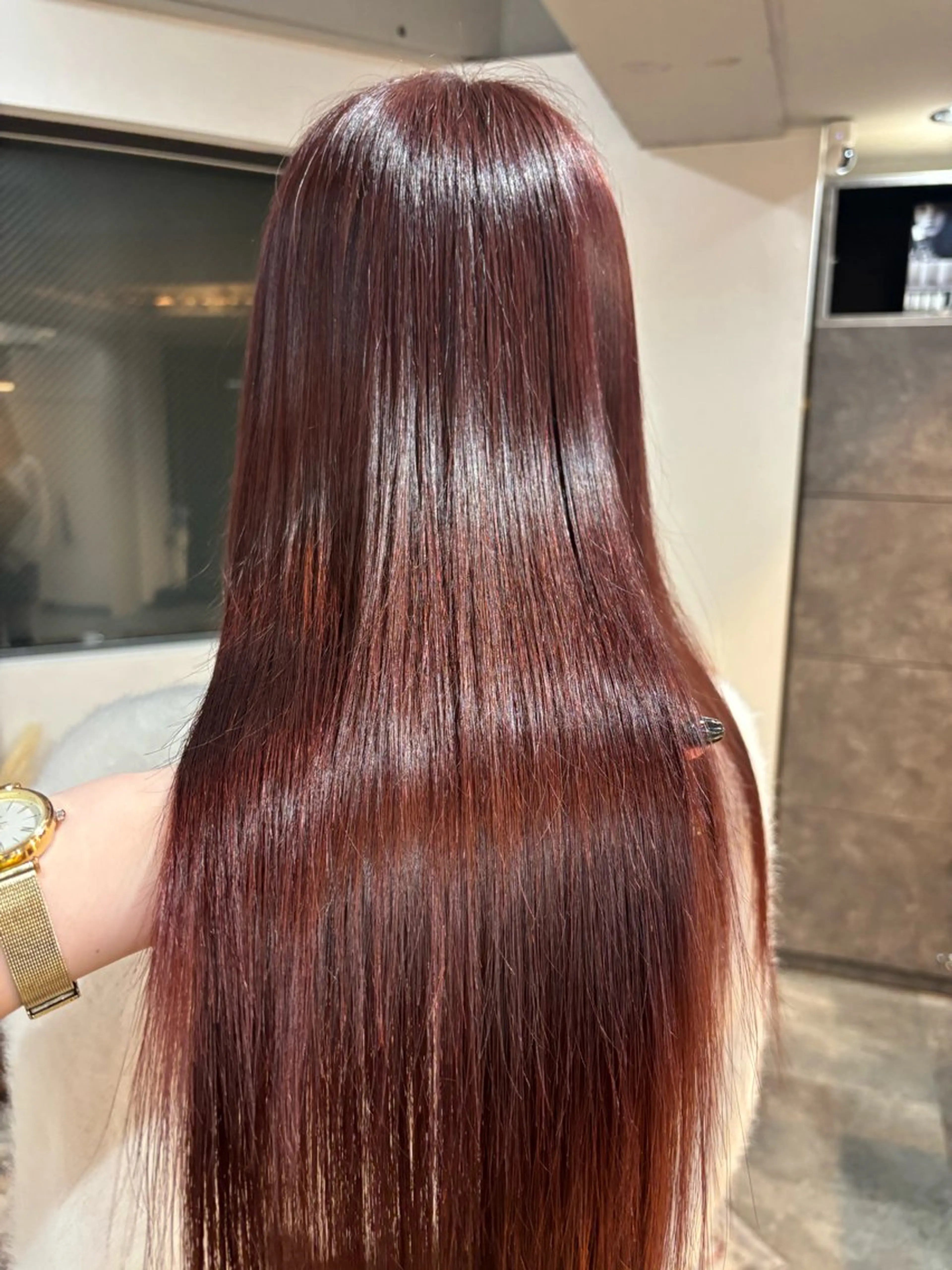 ロング カラー レッドカラー ヘアカラー レイヤー✂︎ぷつボブ 艶カラー🤍noaのヘアスタイル