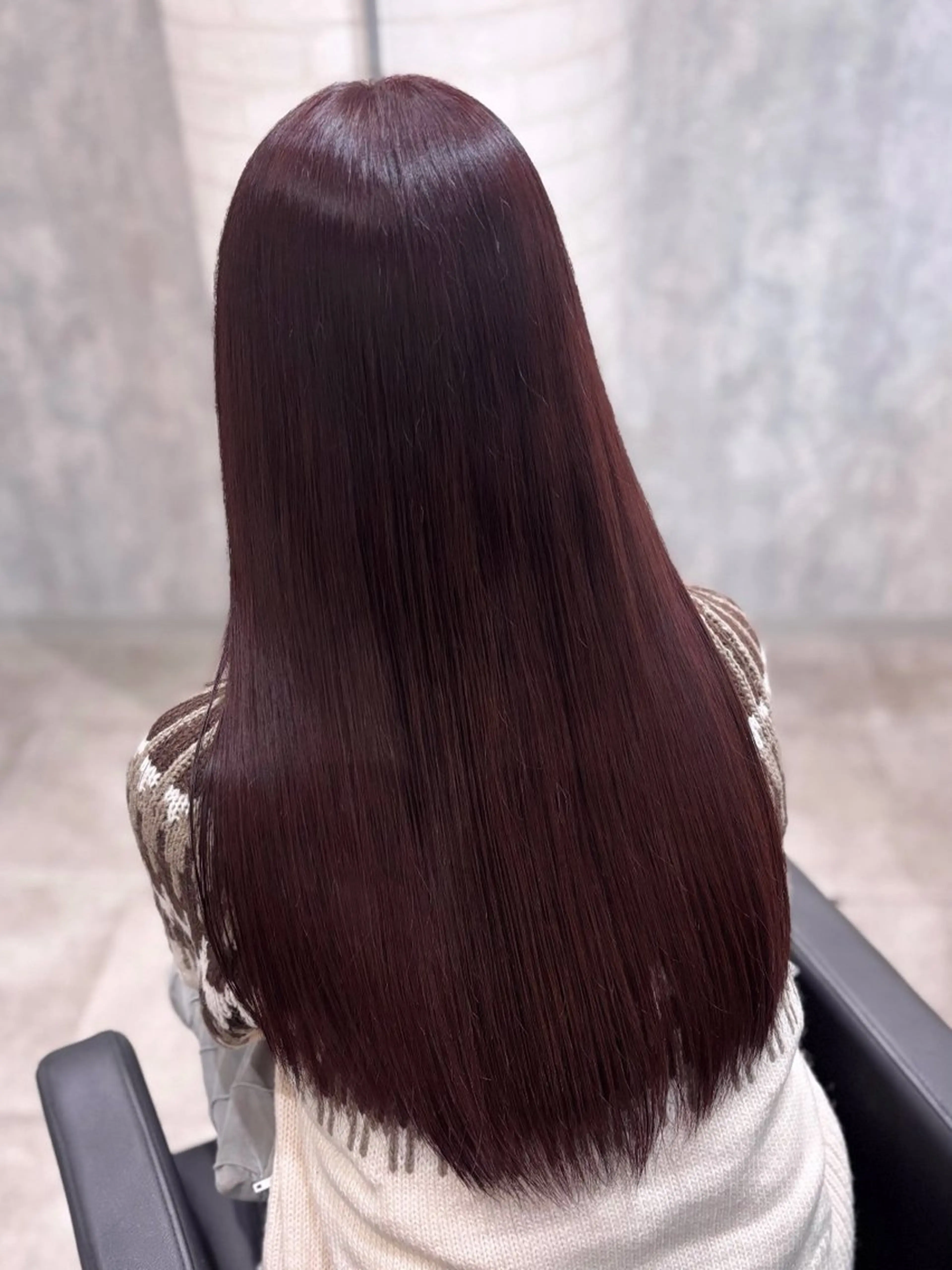 セミロング カラー ブリーチ ブリーチなしカラー ピンクカラー レッドカラー バイオレットカラー カット ヘアカラー トリートメント 詩乃 暖色系🎀レイヤーのヘアスタイル