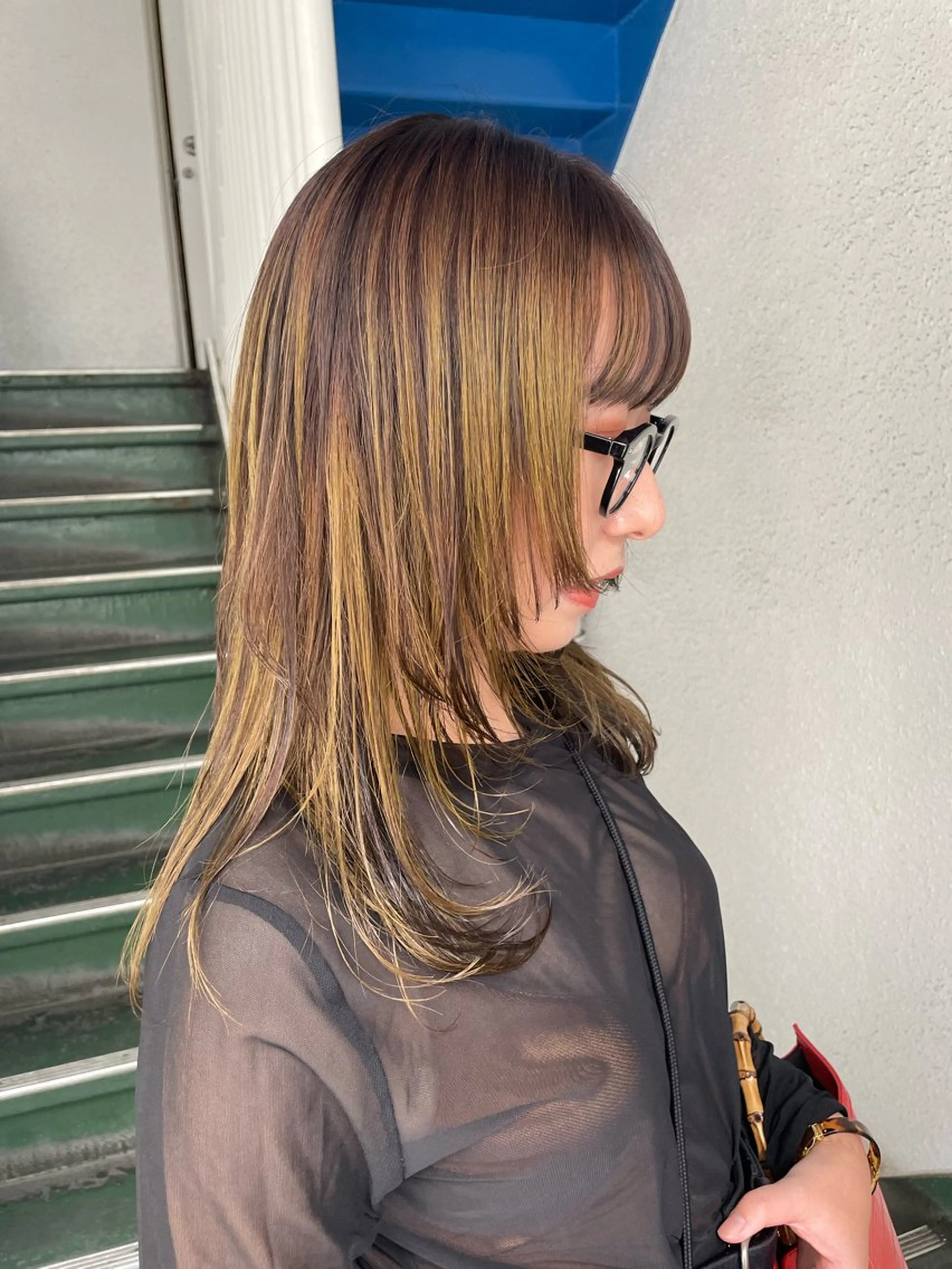 カラー ハイライトカラー イエローカラー ヘアカラー トリートメント ハイトーン/レイヤー 🌸さくらのヘアスタイル