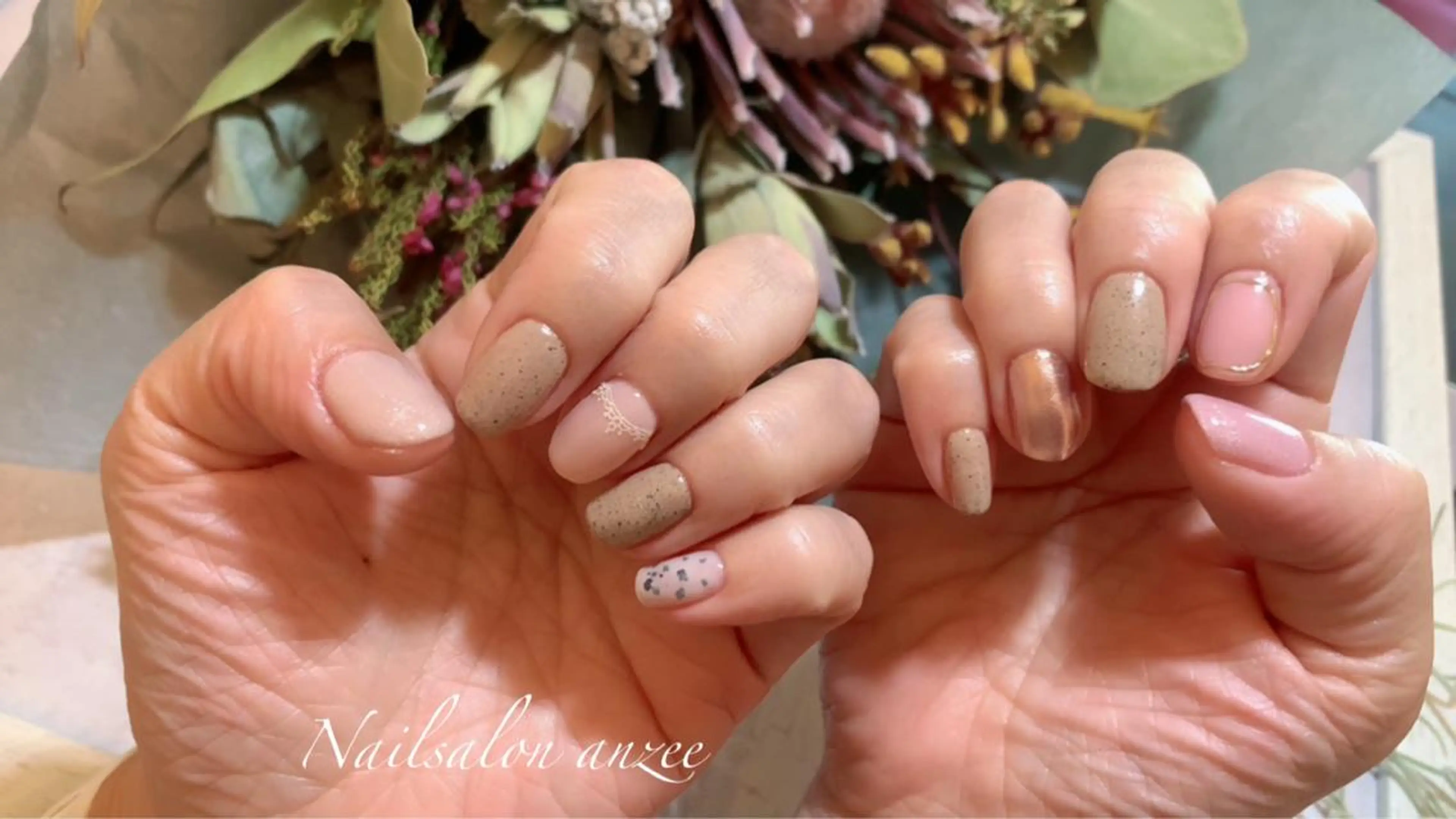 ミディアム sp anzeeのネイルデザイン