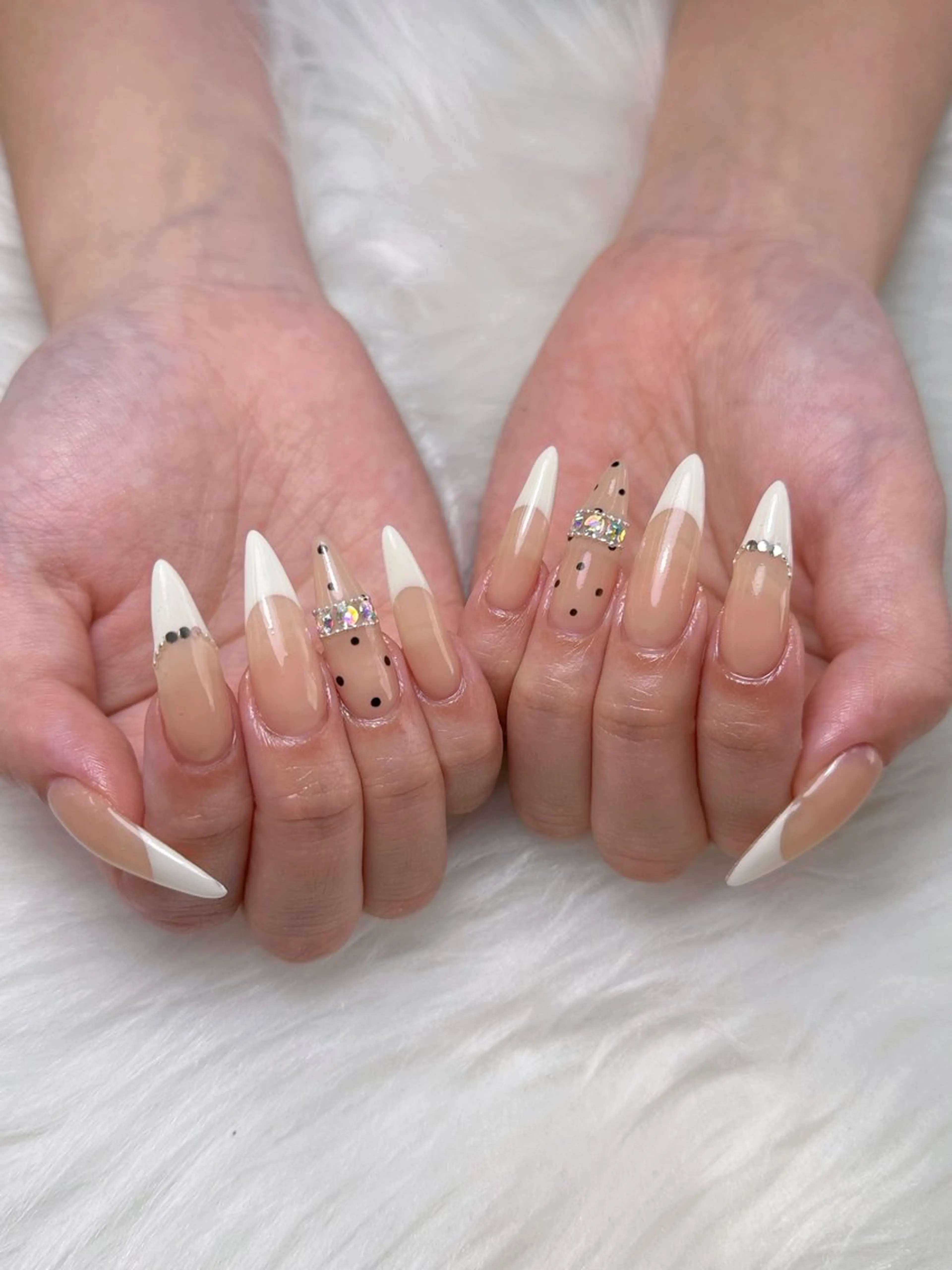 ネイル ハンドネイル Kingnail Emiのネイルデザイン