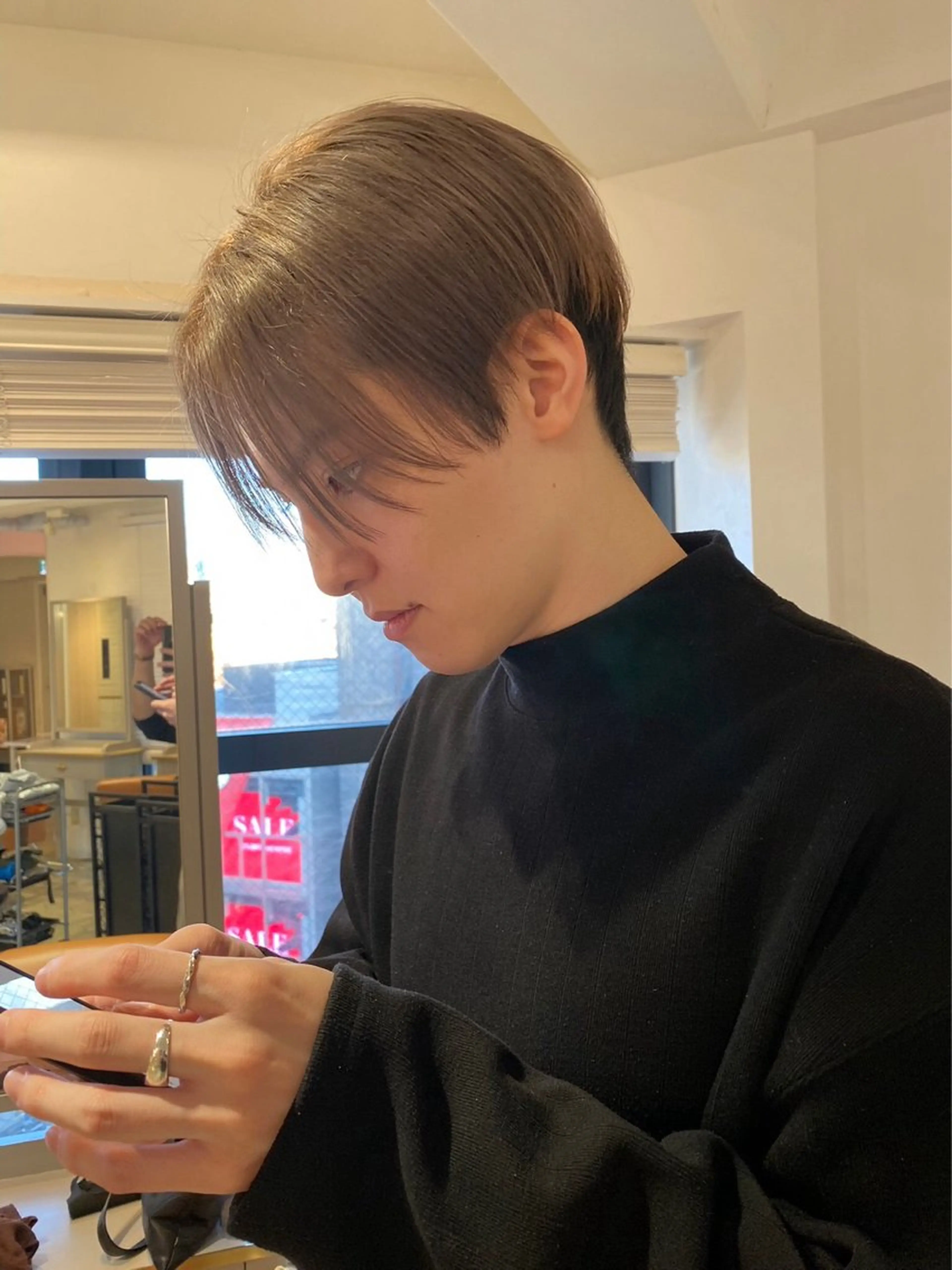 カラー メンズ カクノ トモヤのヘアスタイル