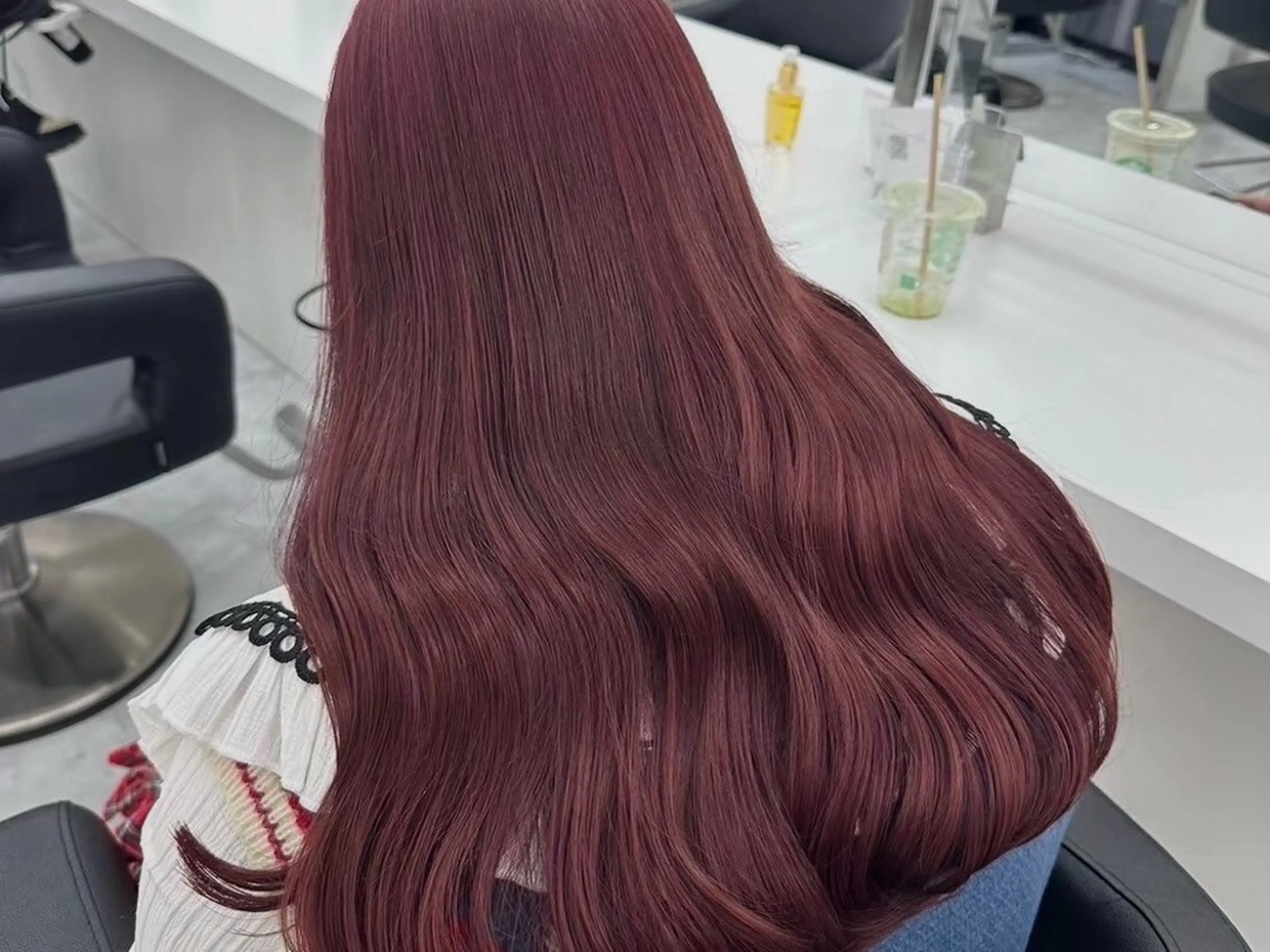 ロング カラー ヘアアレンジ ケアカラー ロング ヘアカラー 🩶学生指名No.1 レッド・ボルドー🩶のヘアスタイル