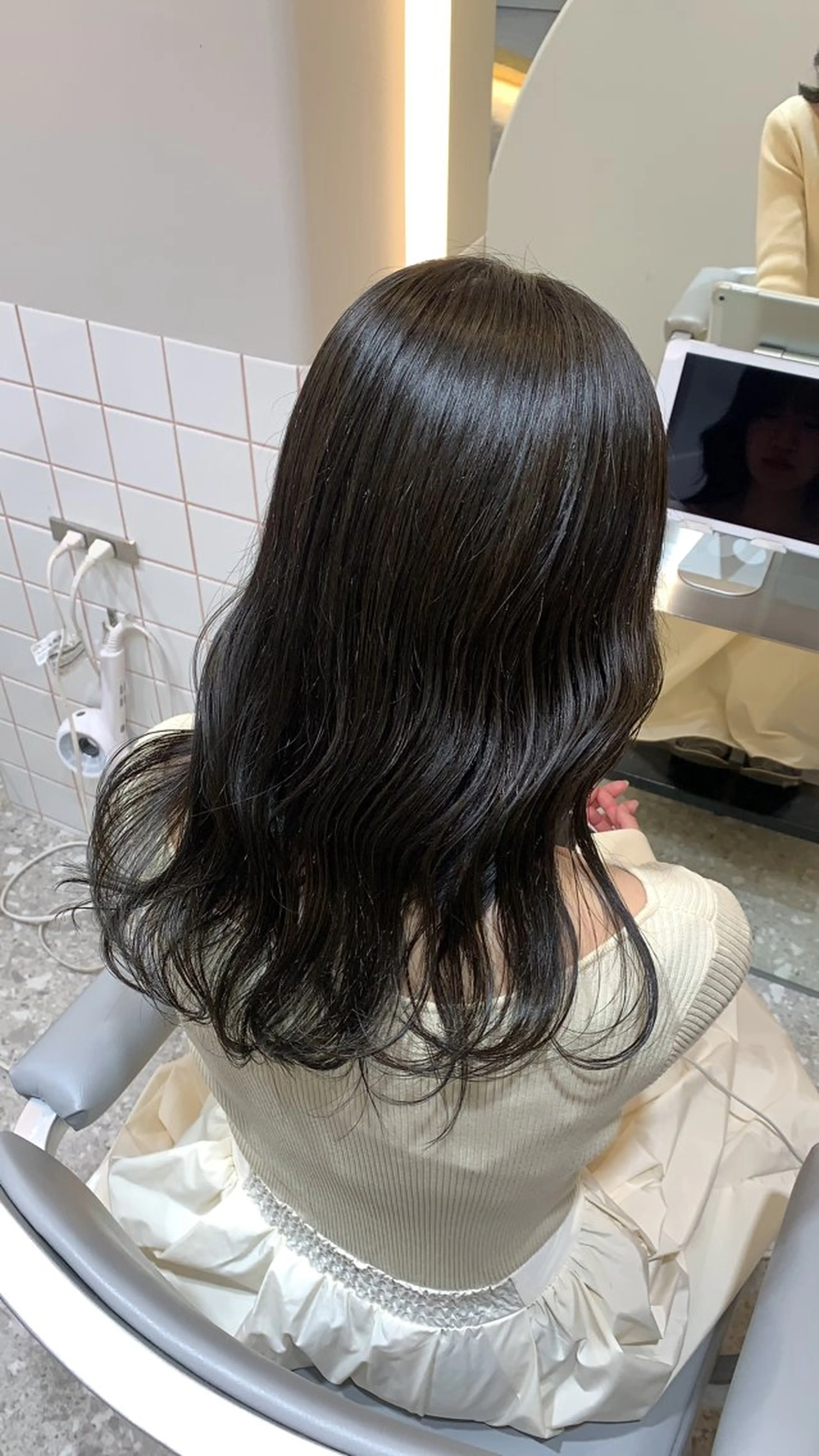 セミロング 髪質改善 sajou【上野】所属・🩶艶髪ヘア/ 。。のヘアスタイル