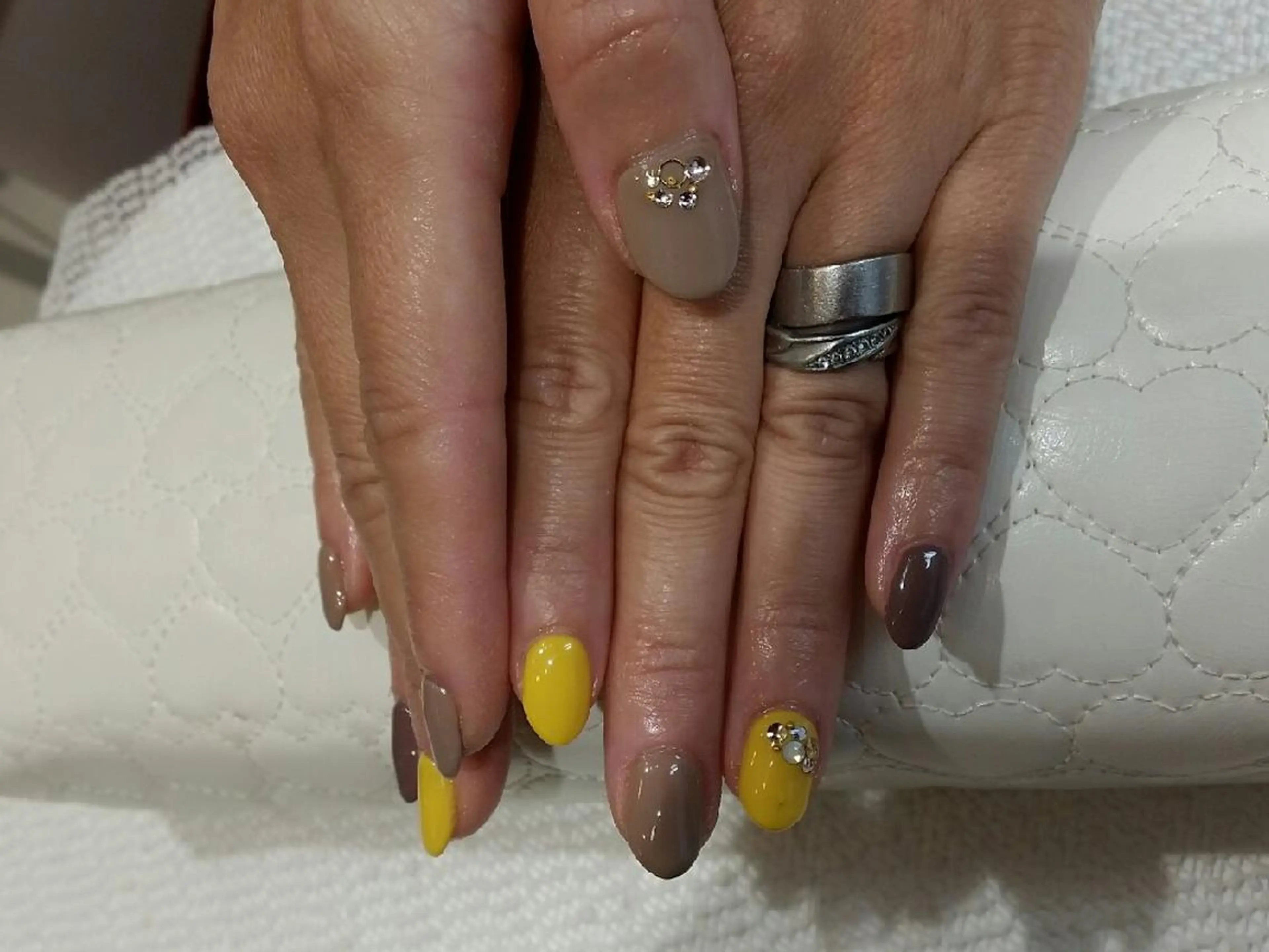 ネイル Hair&Nail MUSE 新浦安所属・井関 美幸のネイルデザイン