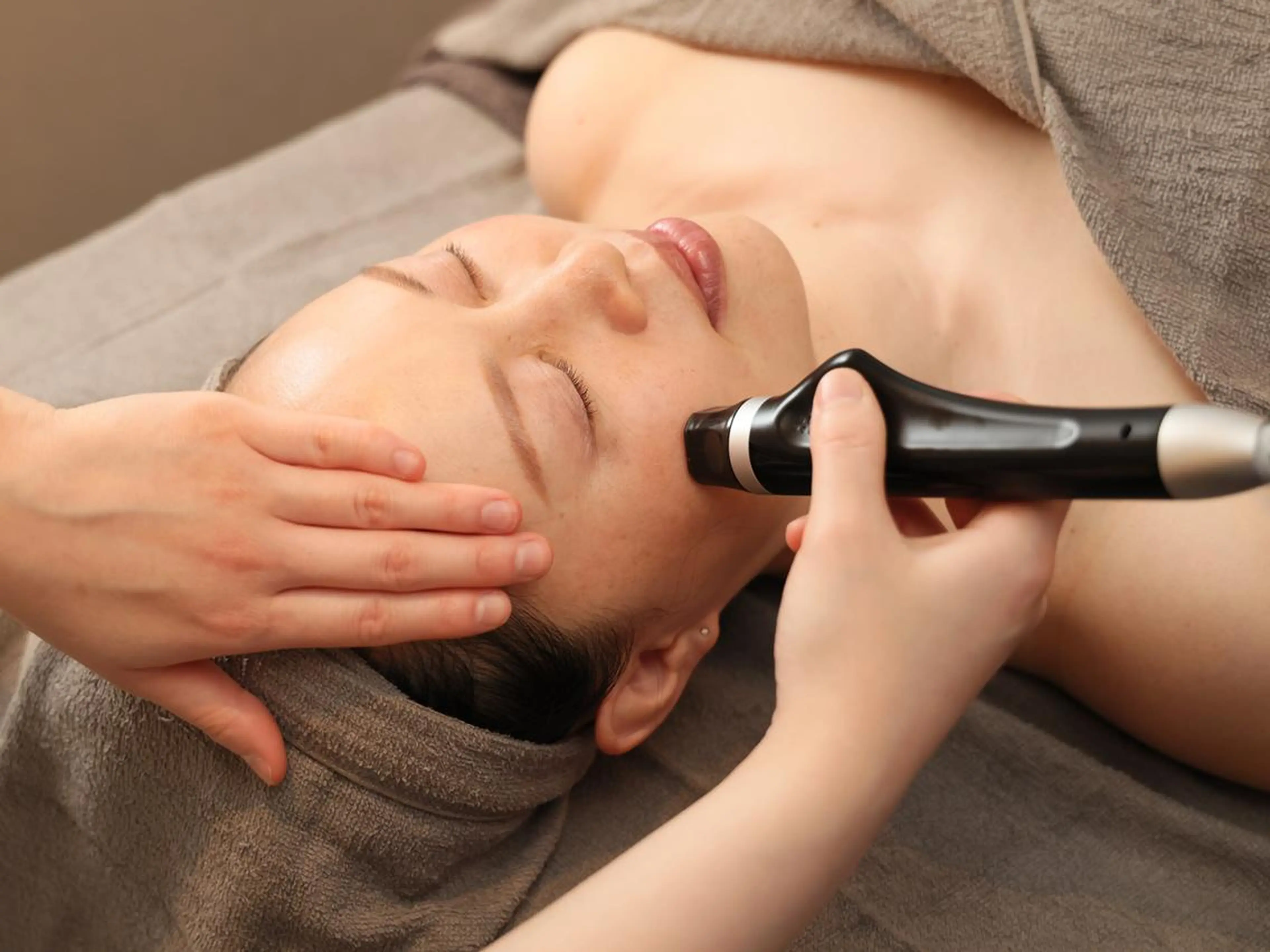 【赤ちゃん肌】サーマショット200shot&NMN原液を導入★ヘッド付き♪の写真