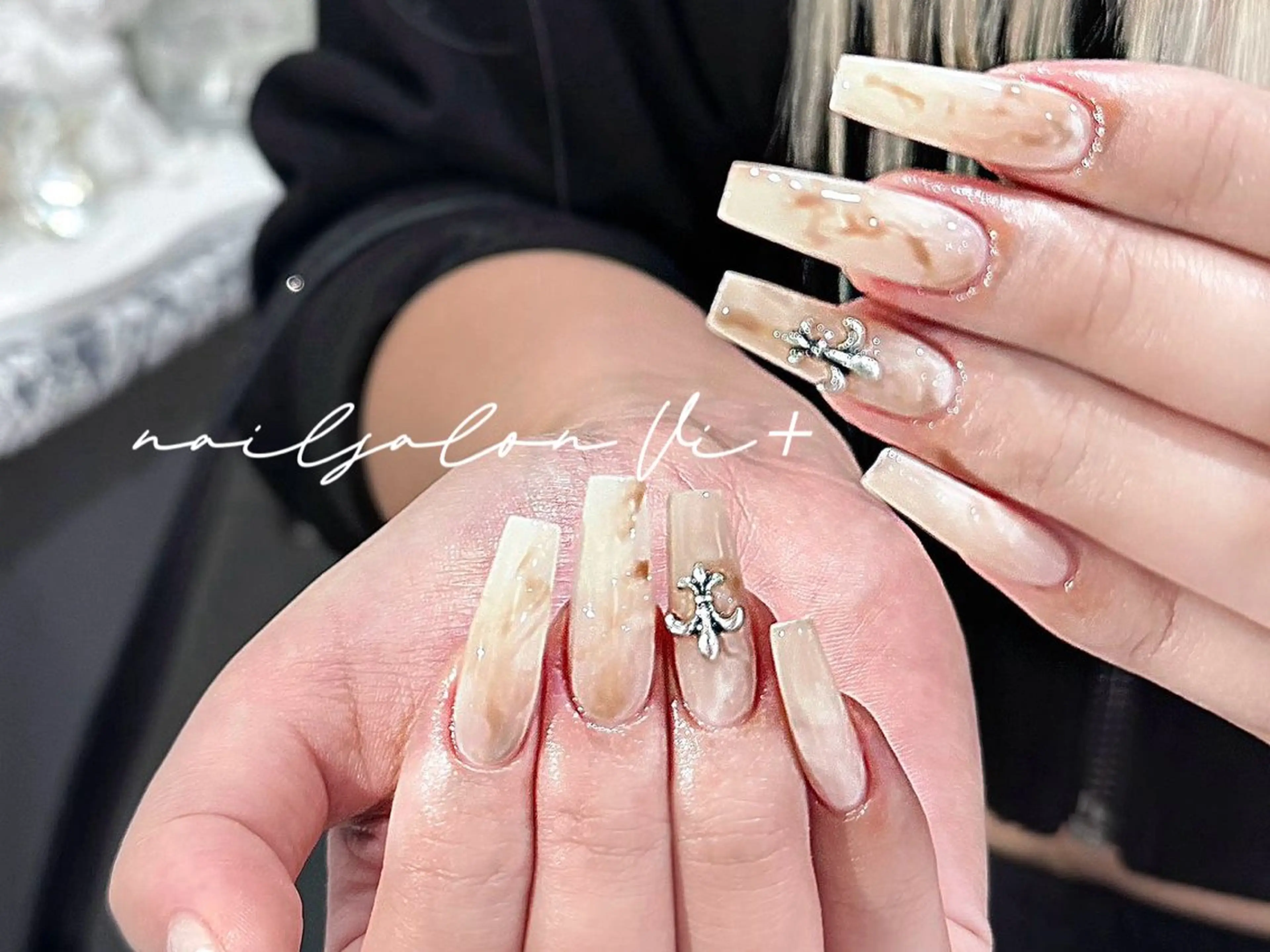 ネイル ハンドネイル ✨Nailsalon Vi+✨のネイルデザイン