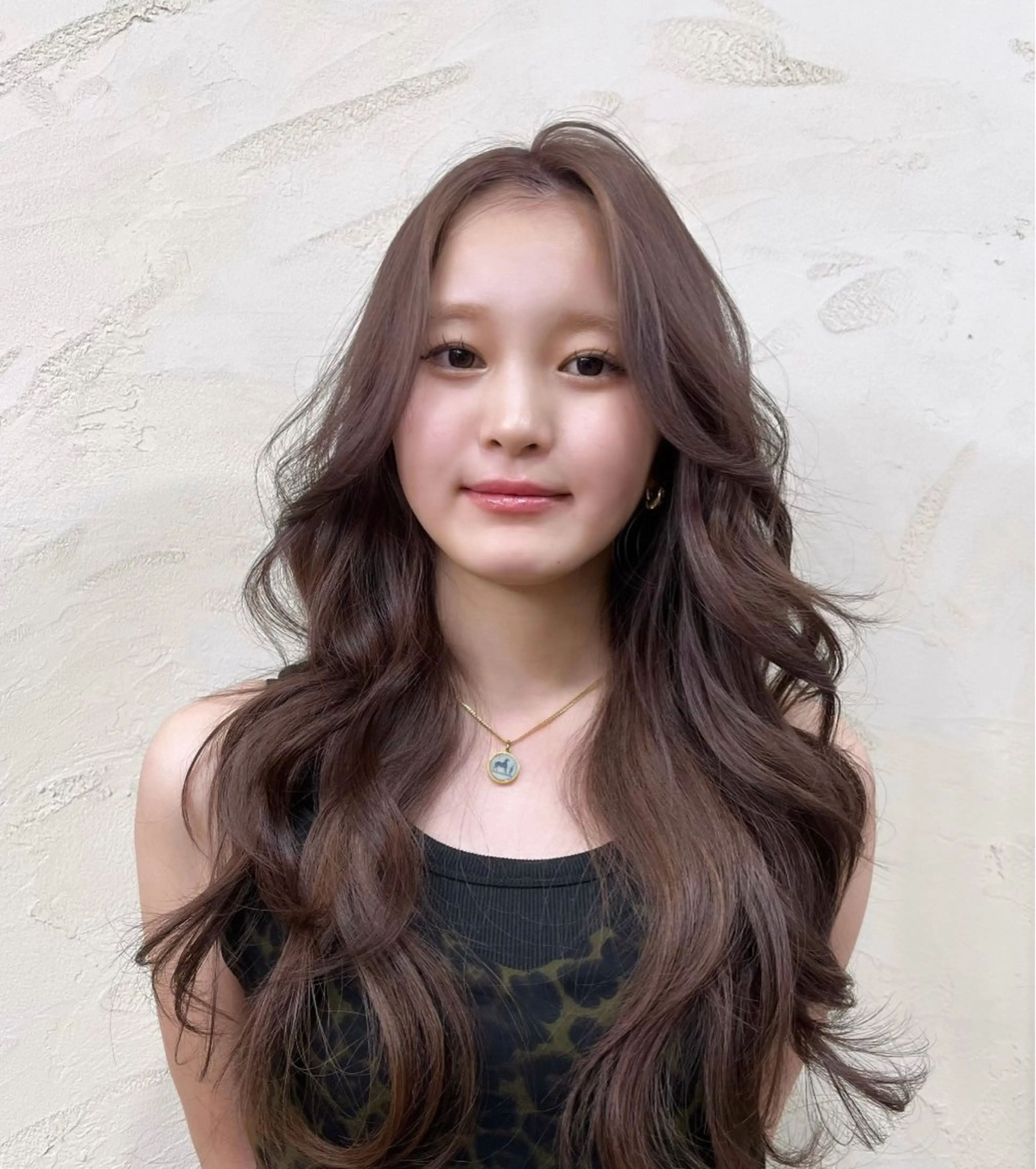 ブリーチなしWカラー🎀（シャンプーブロー込み）の写真