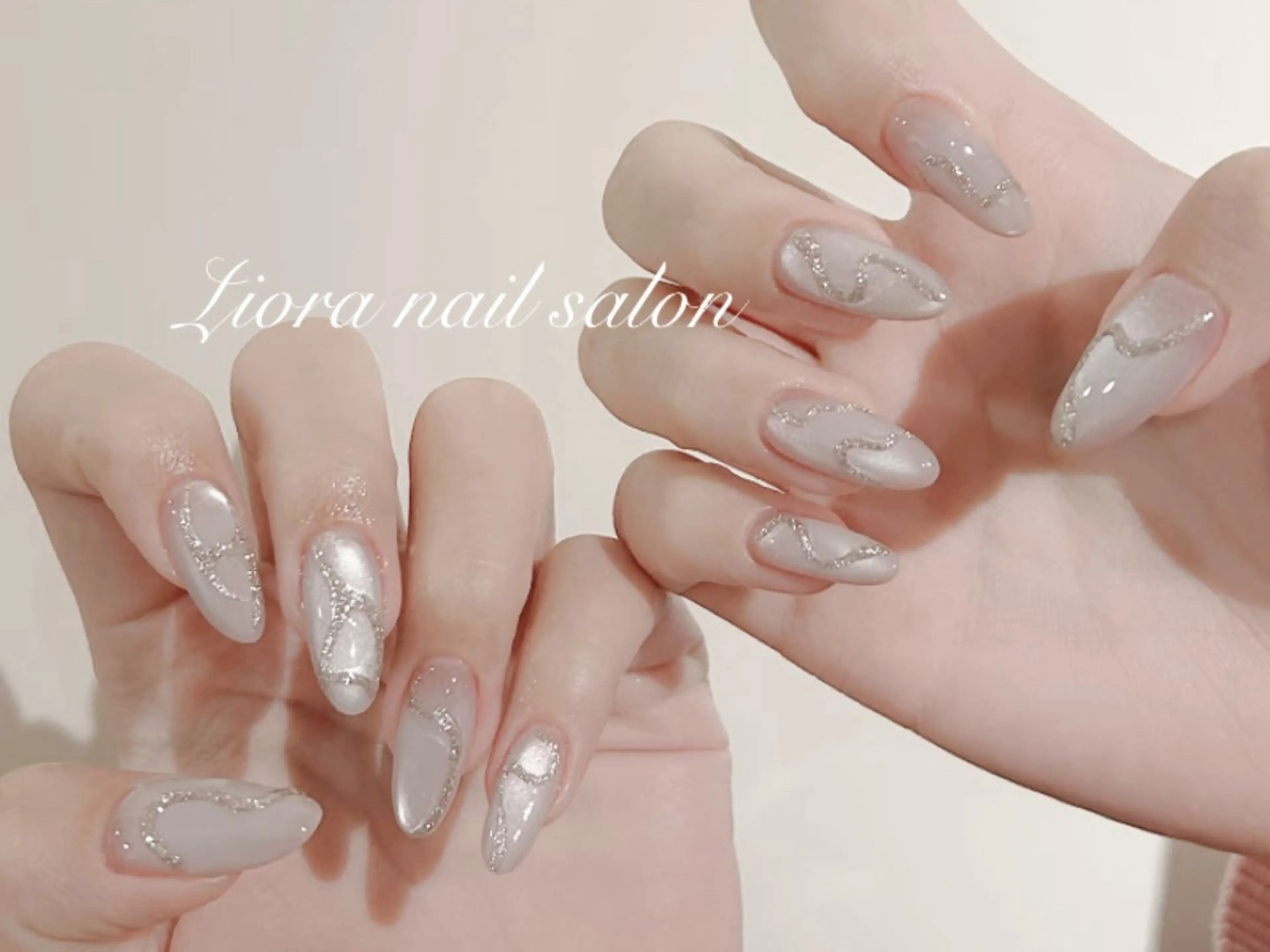 ネイル フレンチネイル ジェルネイル ガーリー グラデーション キラキラネイル ハンドネイル Liora nail 1のネイルデザイン