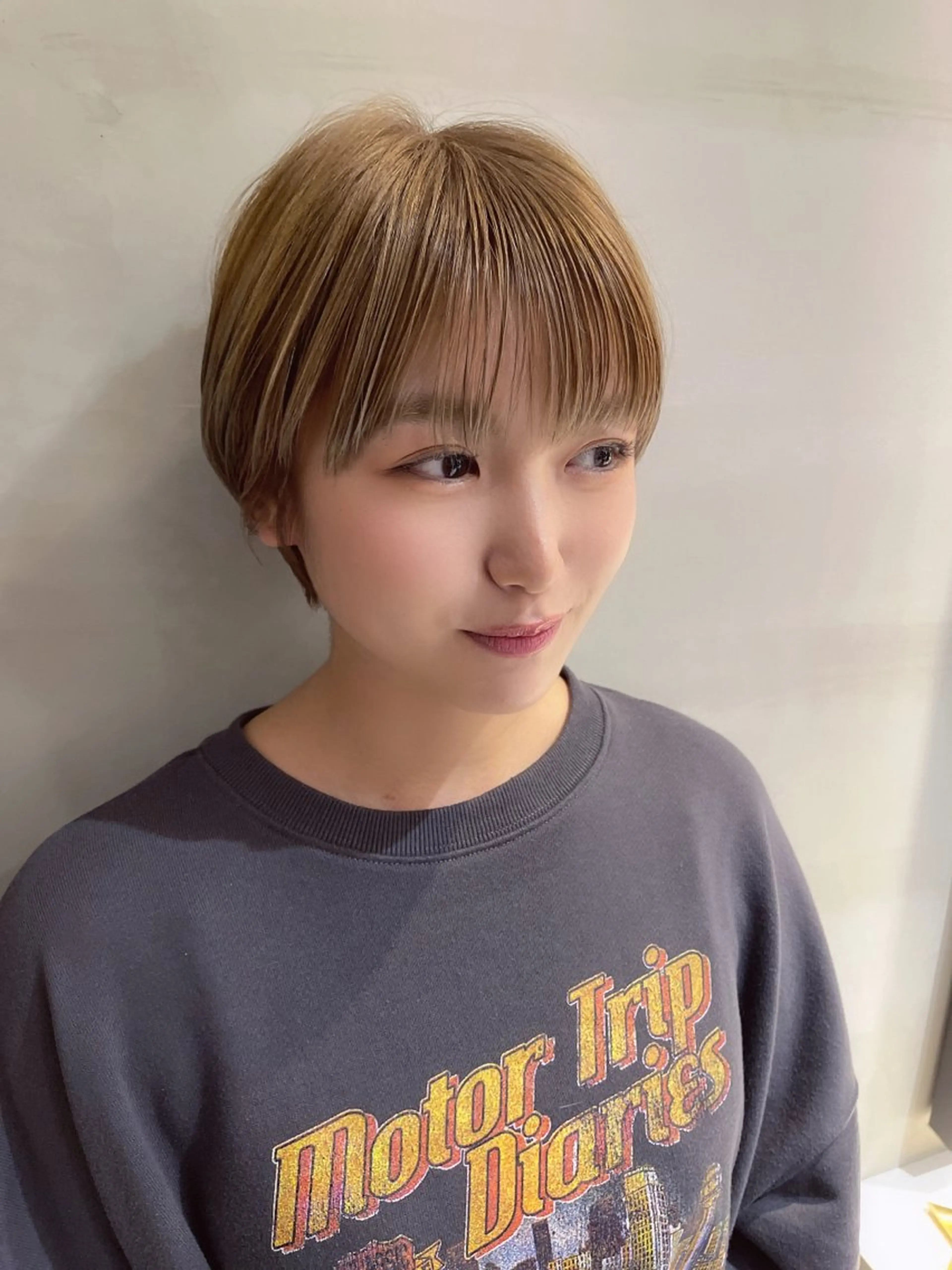 ショート 🎀大川 錬🎀 ブリーチなしWカラーのヘアスタイル