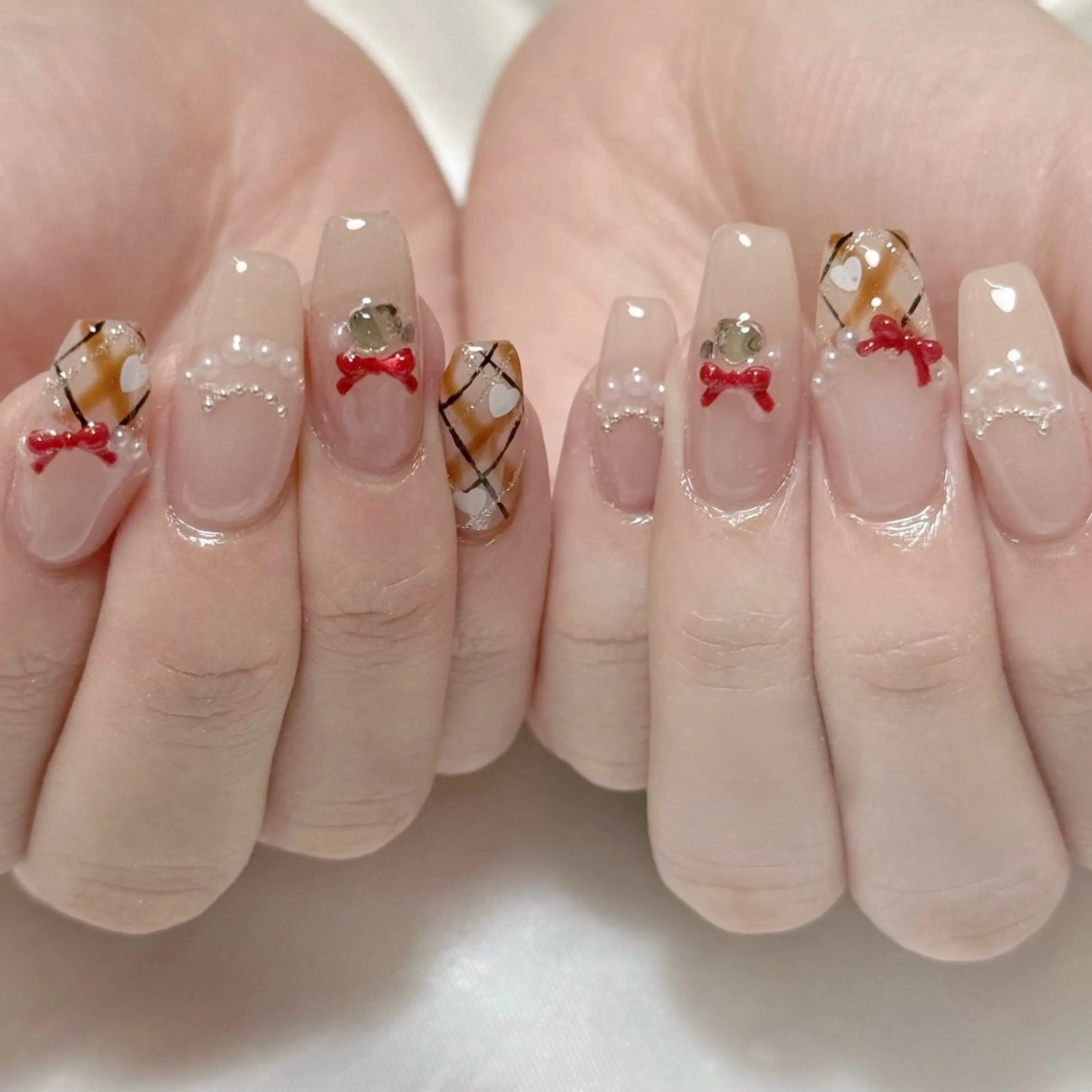 ネイル ハンドネイル fein. miku🎀🍼のネイルデザイン