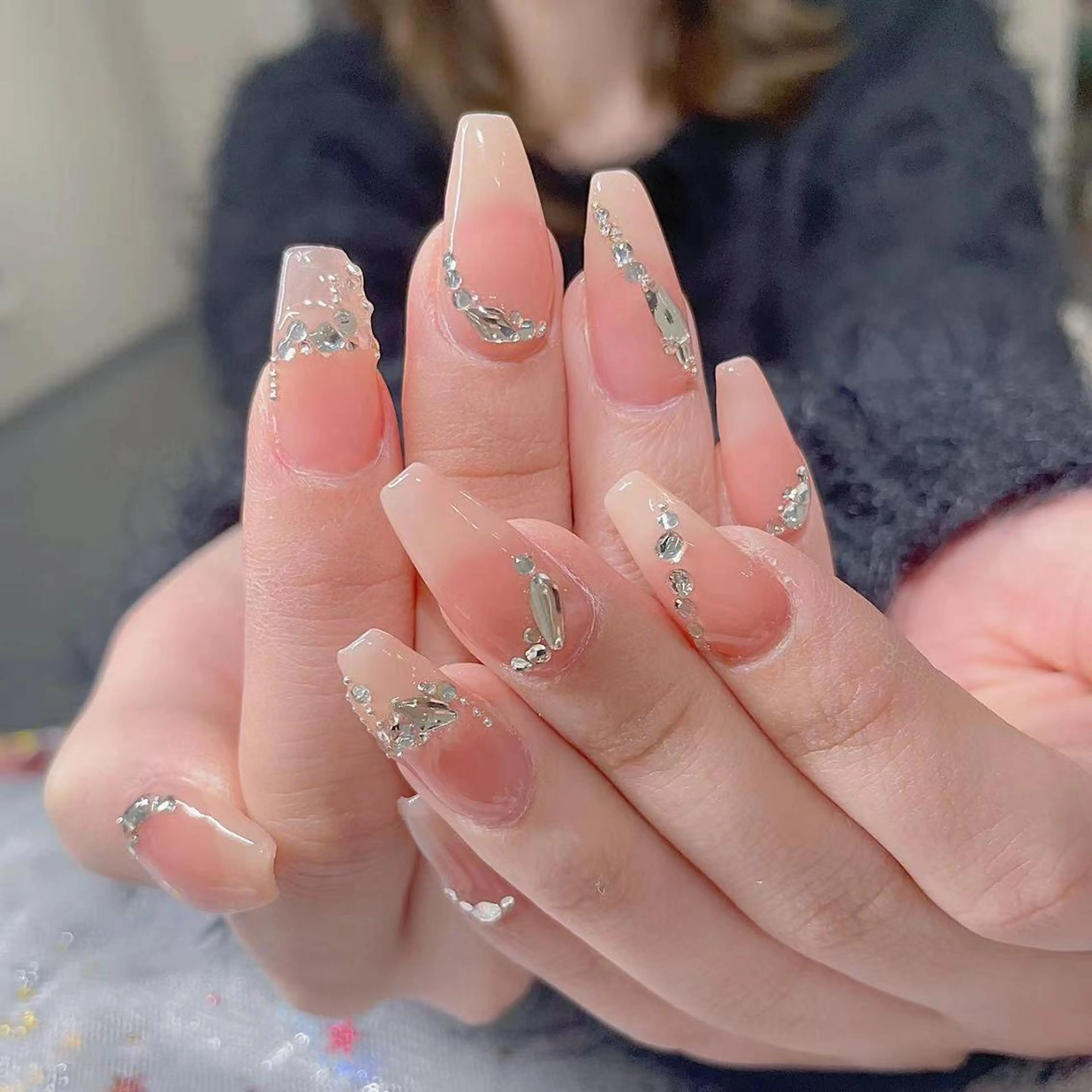 ネイル ハンドネイル Queens ciciのネイルデザイン