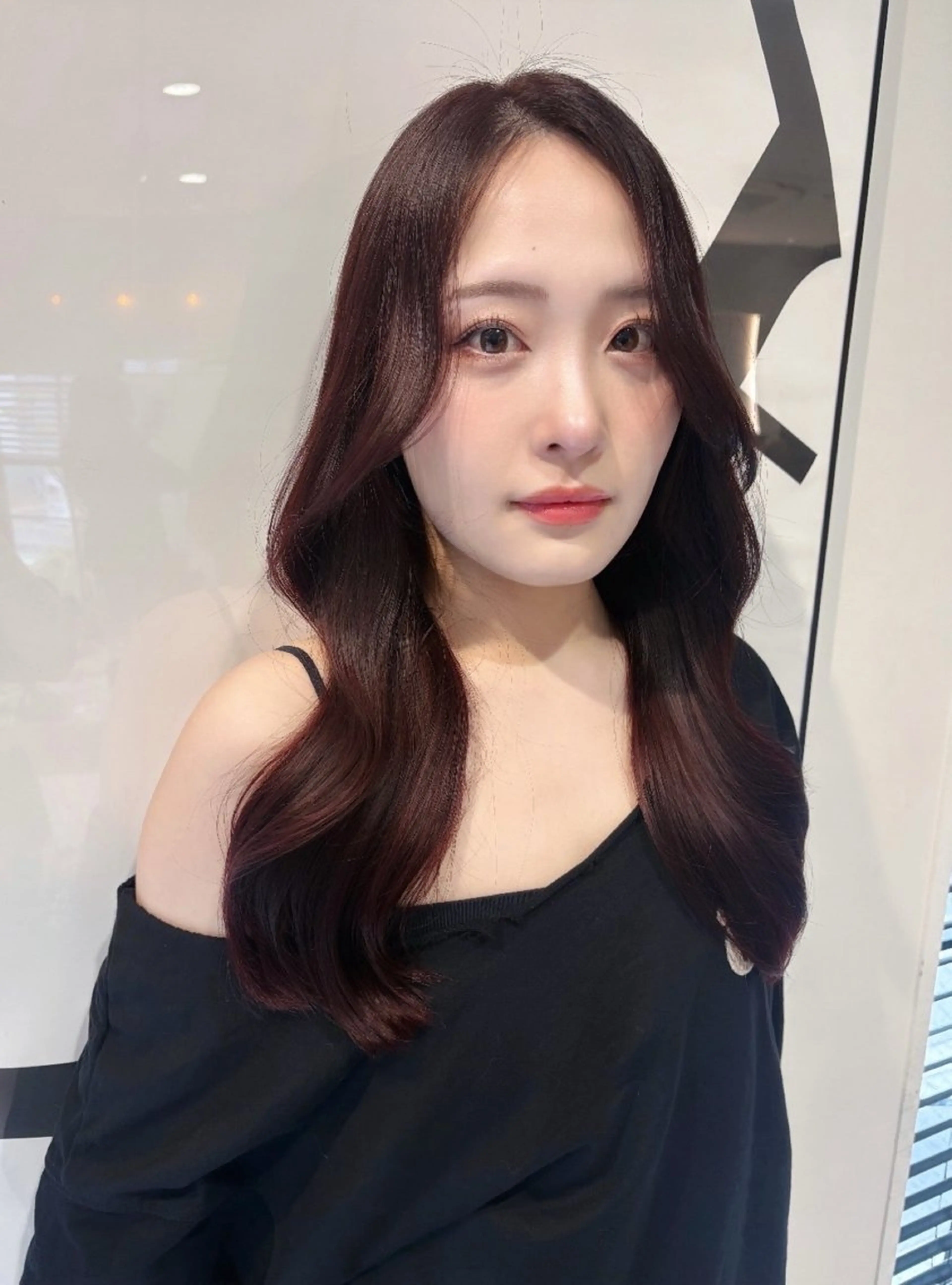 ロング カラー くびれヘア カット ヘアカラー ワンホン/韓国ヘア 🤍amiのヘアスタイル