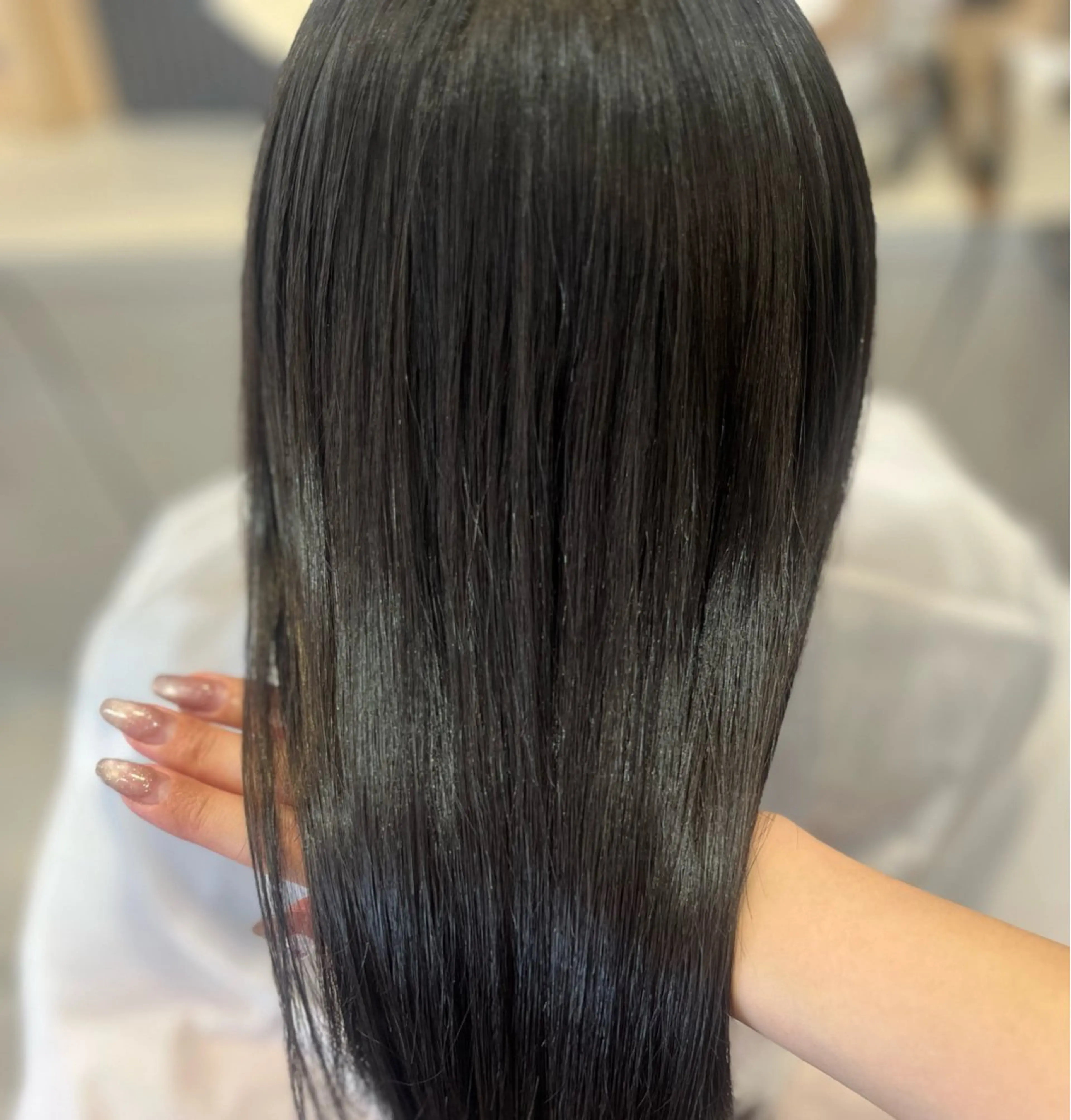 【まとまる🍀】縮毛矯正 + treatmentの写真