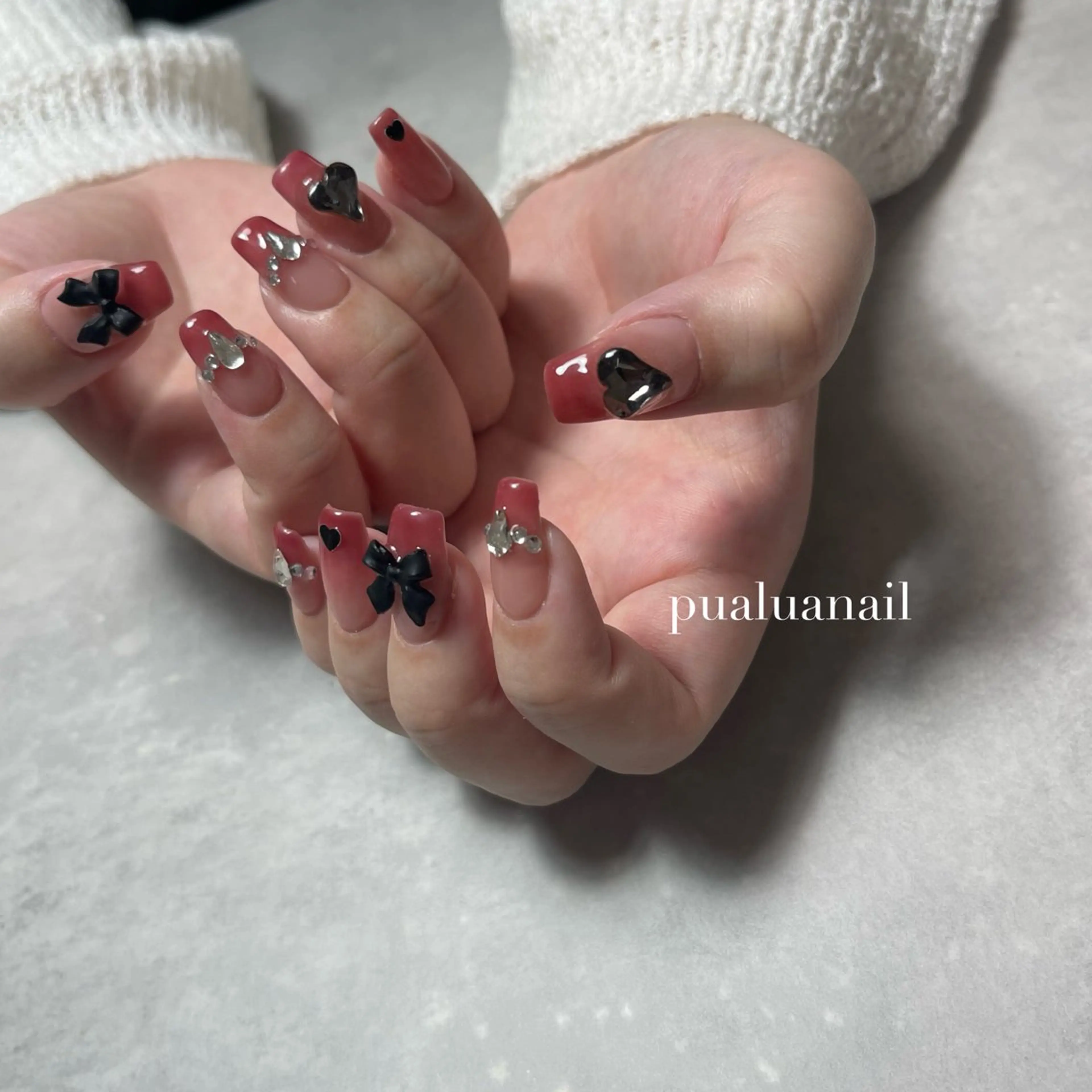 ネイル グラデーション ハート キラキラネイル 韓国ネイル リボン ハンドネイル pualua miharuのネイルデザイン