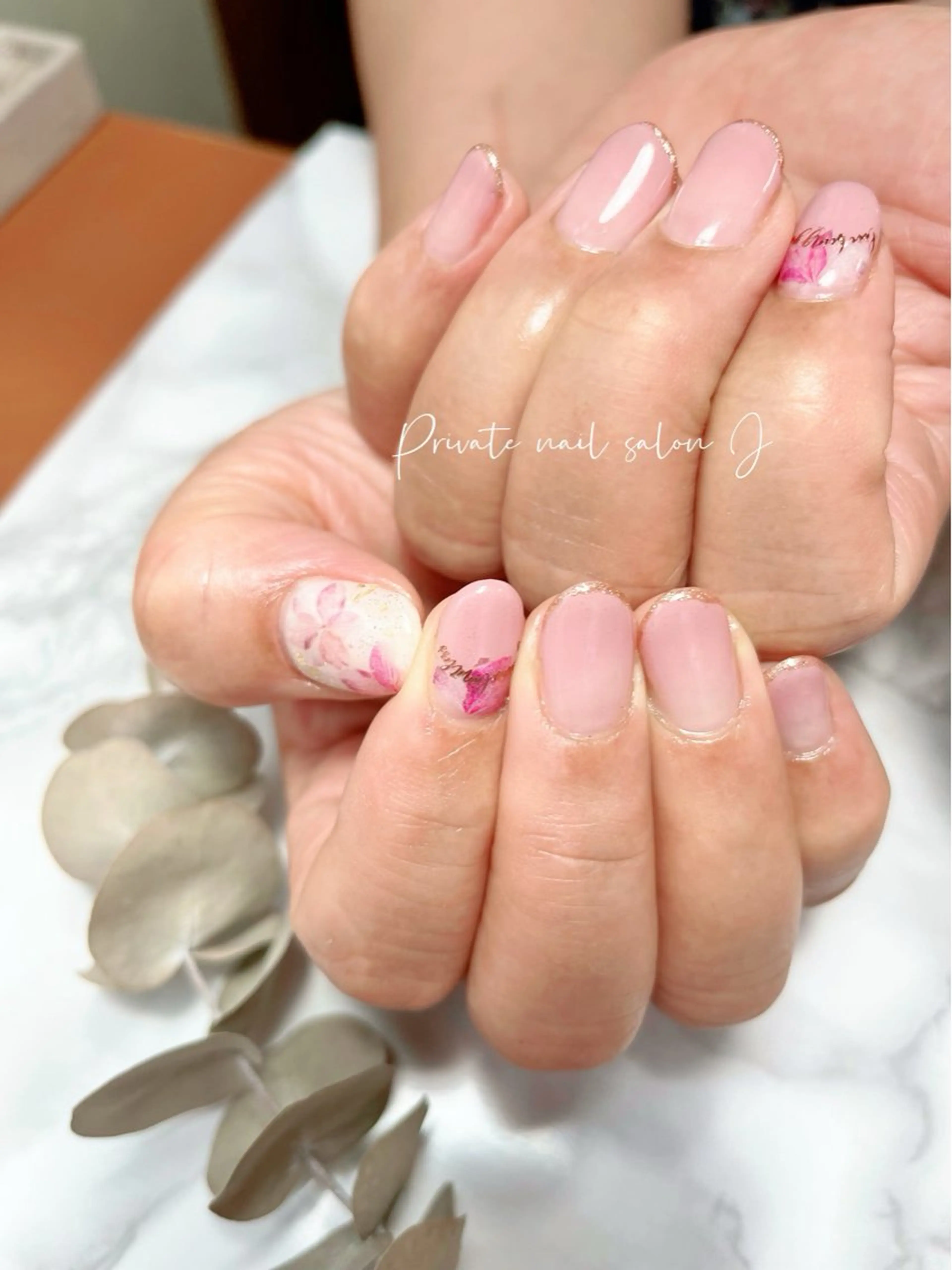 ネイル Takafuji Eriのネイルデザイン