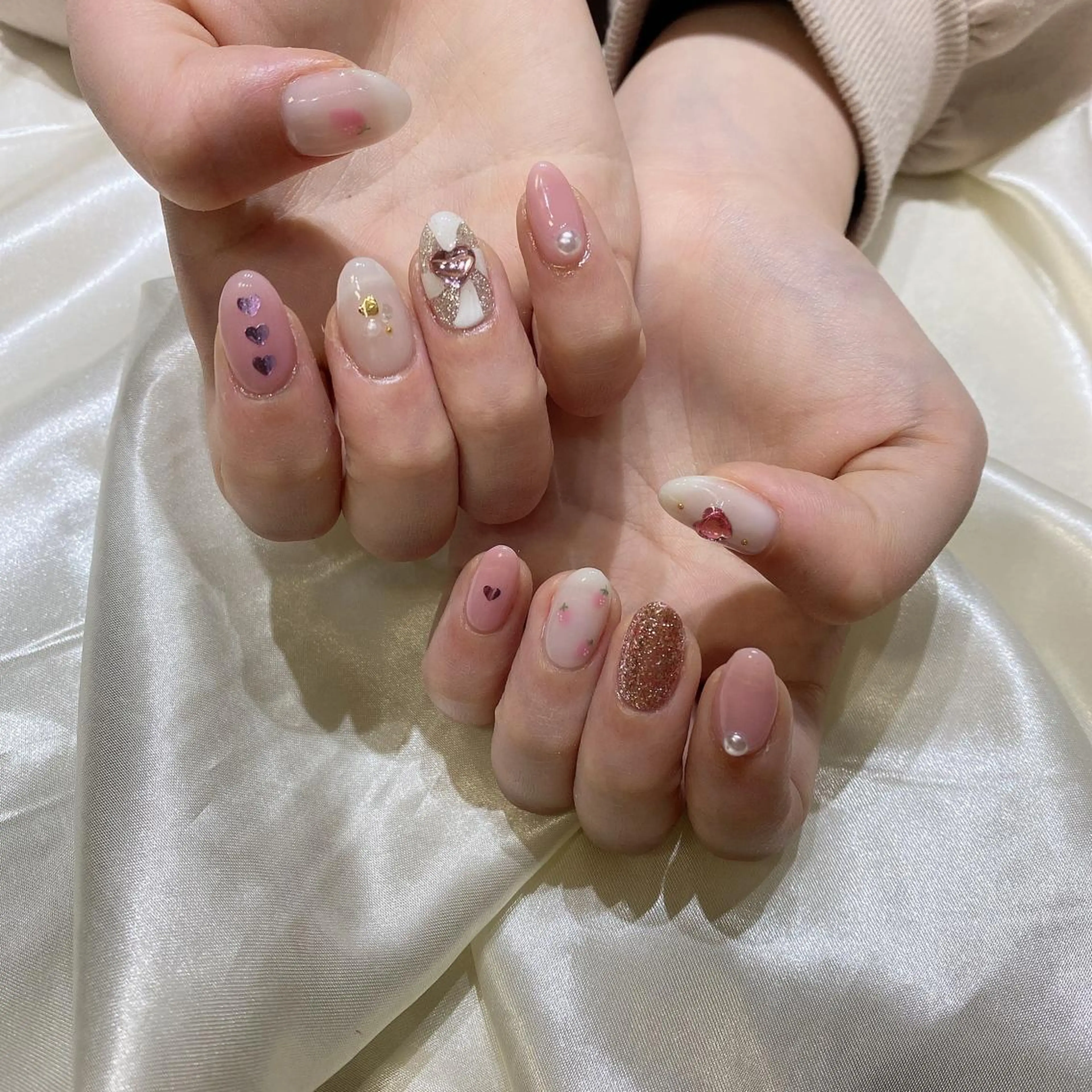 ネイル ハンドネイル 西岡 杏のネイルデザイン