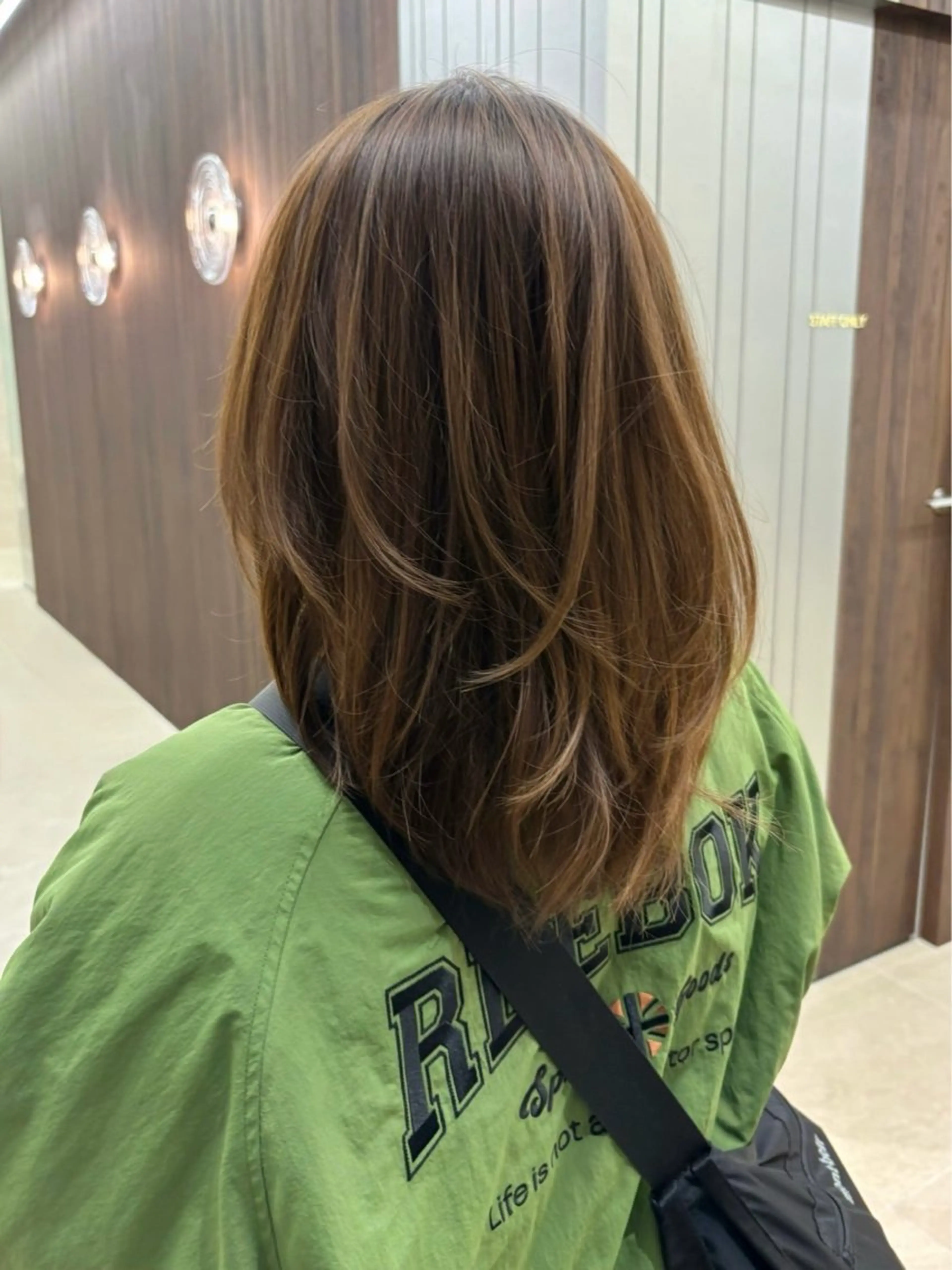 ミディアム レイヤーカット カット PULSE yokohama所属・横浜駅/韓国レイヤー カット/髪質改善のヘアスタイル