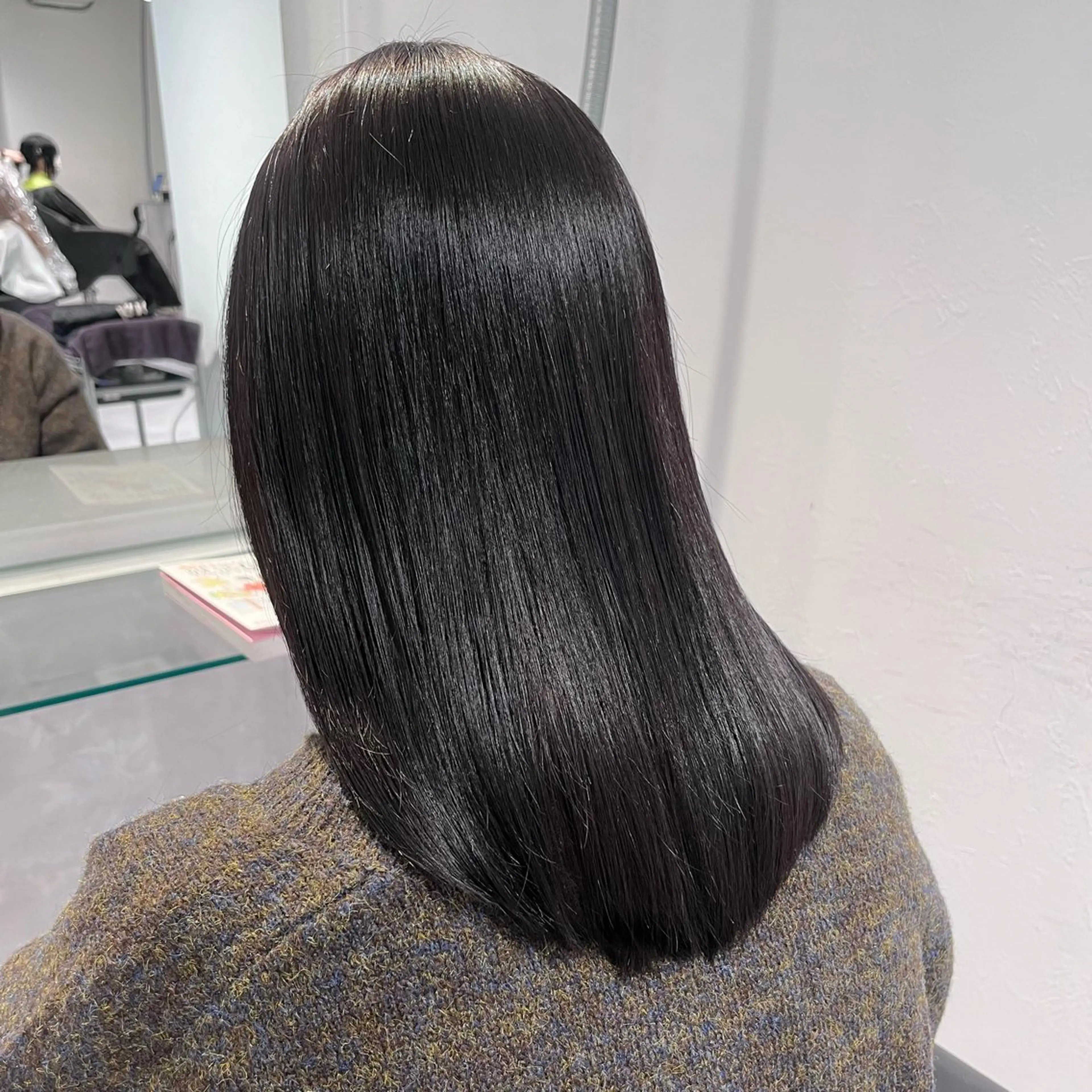 ミディアム カラー 🫧うる艶トレンド 🫧透明感カラーのヘアスタイル