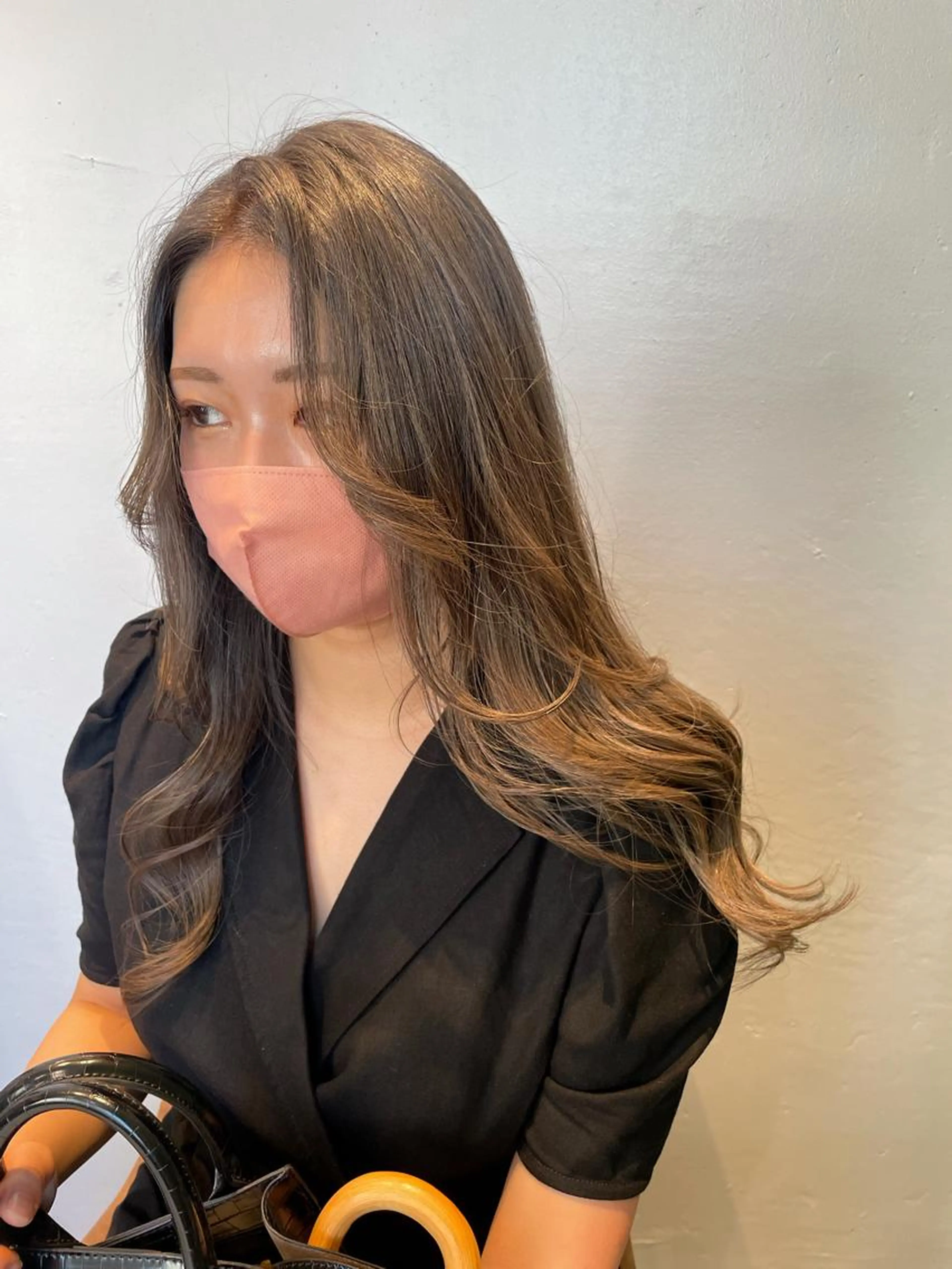 ブリーチ無　W color + メンテナンスカット🤍の写真