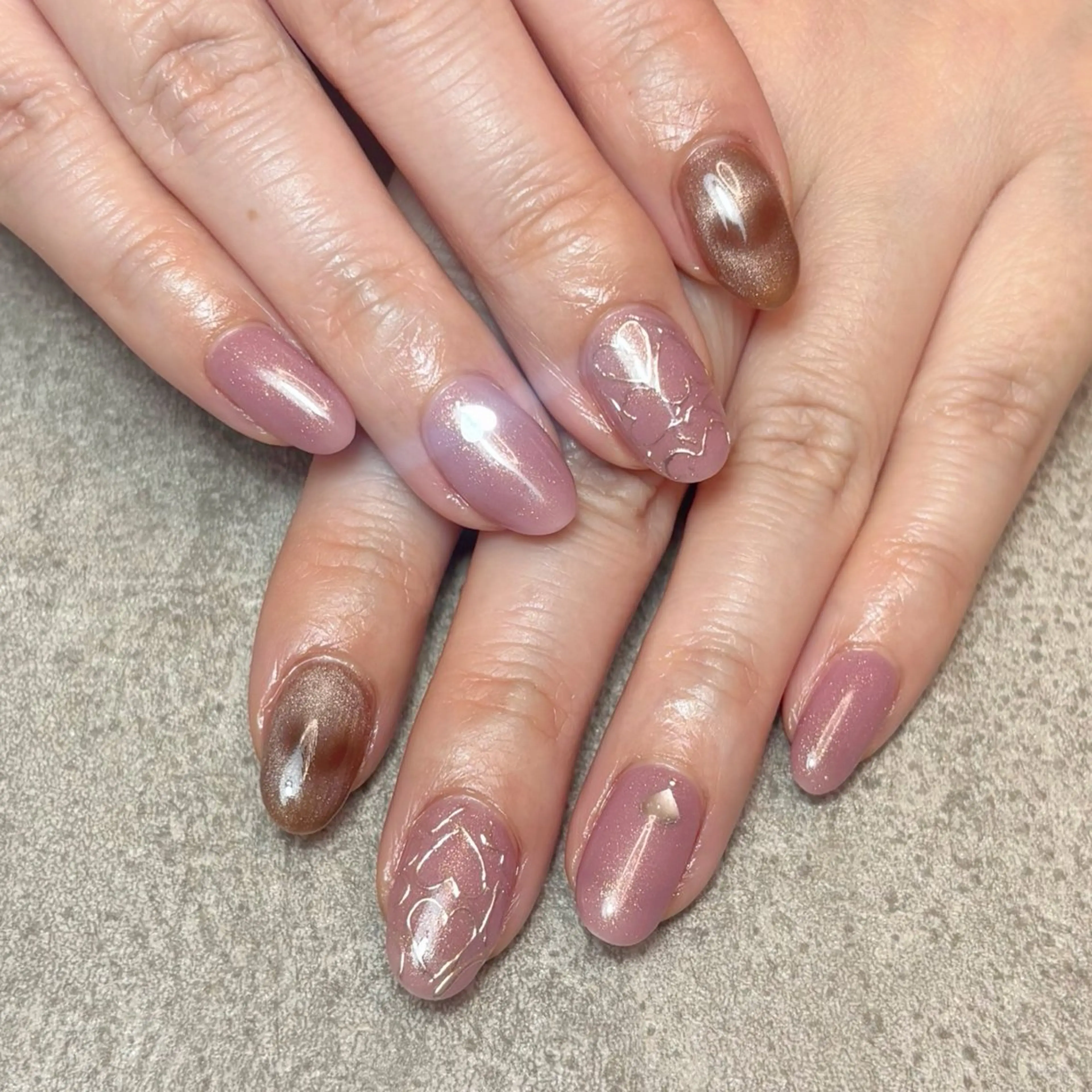 ネイル ハンドネイル nailroom DIASOMNIAのネイルデザイン