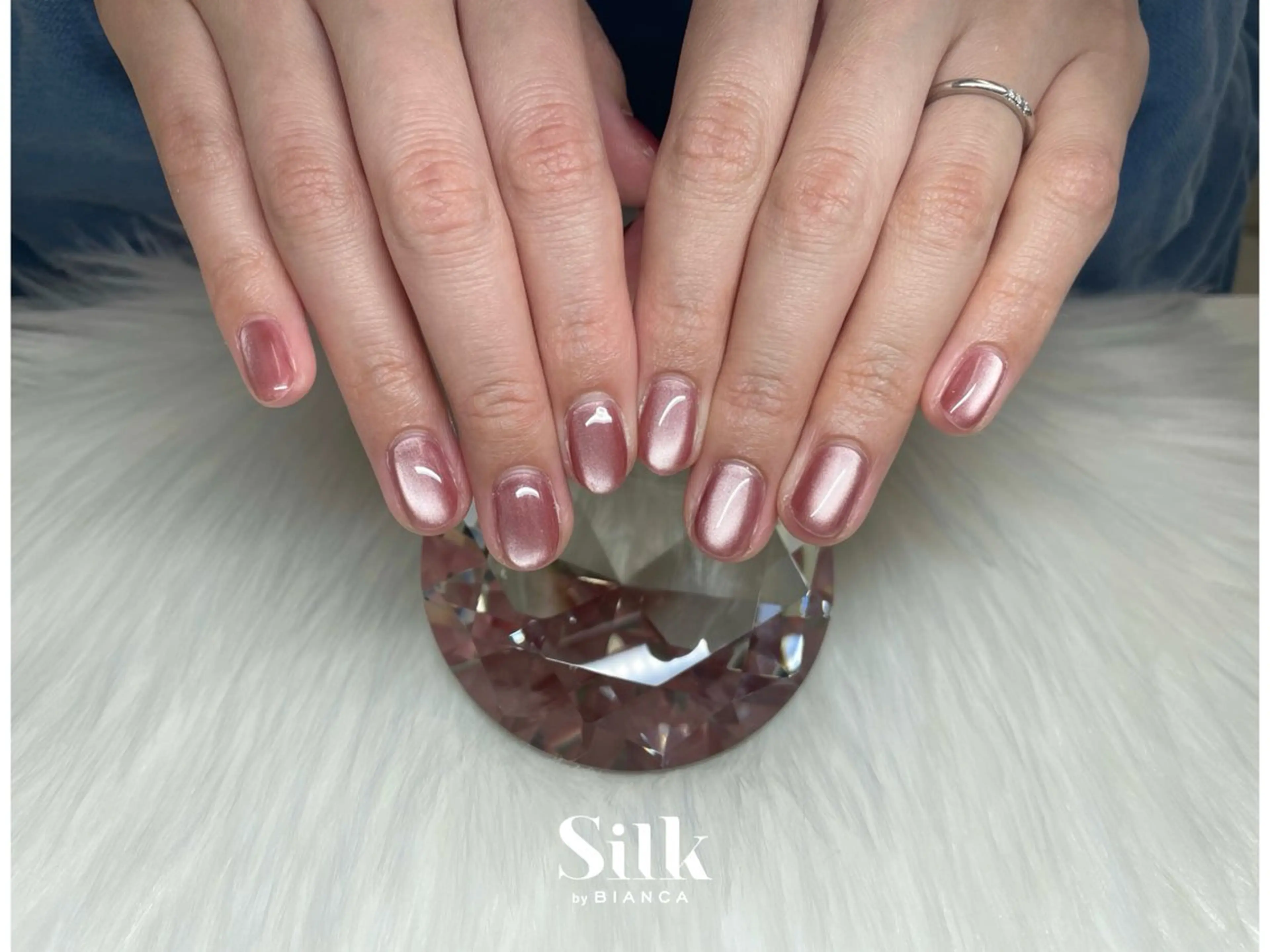 ネイル マグネットネイル ピンク 春ネイル Silk by Bianca かっちのネイルデザイン