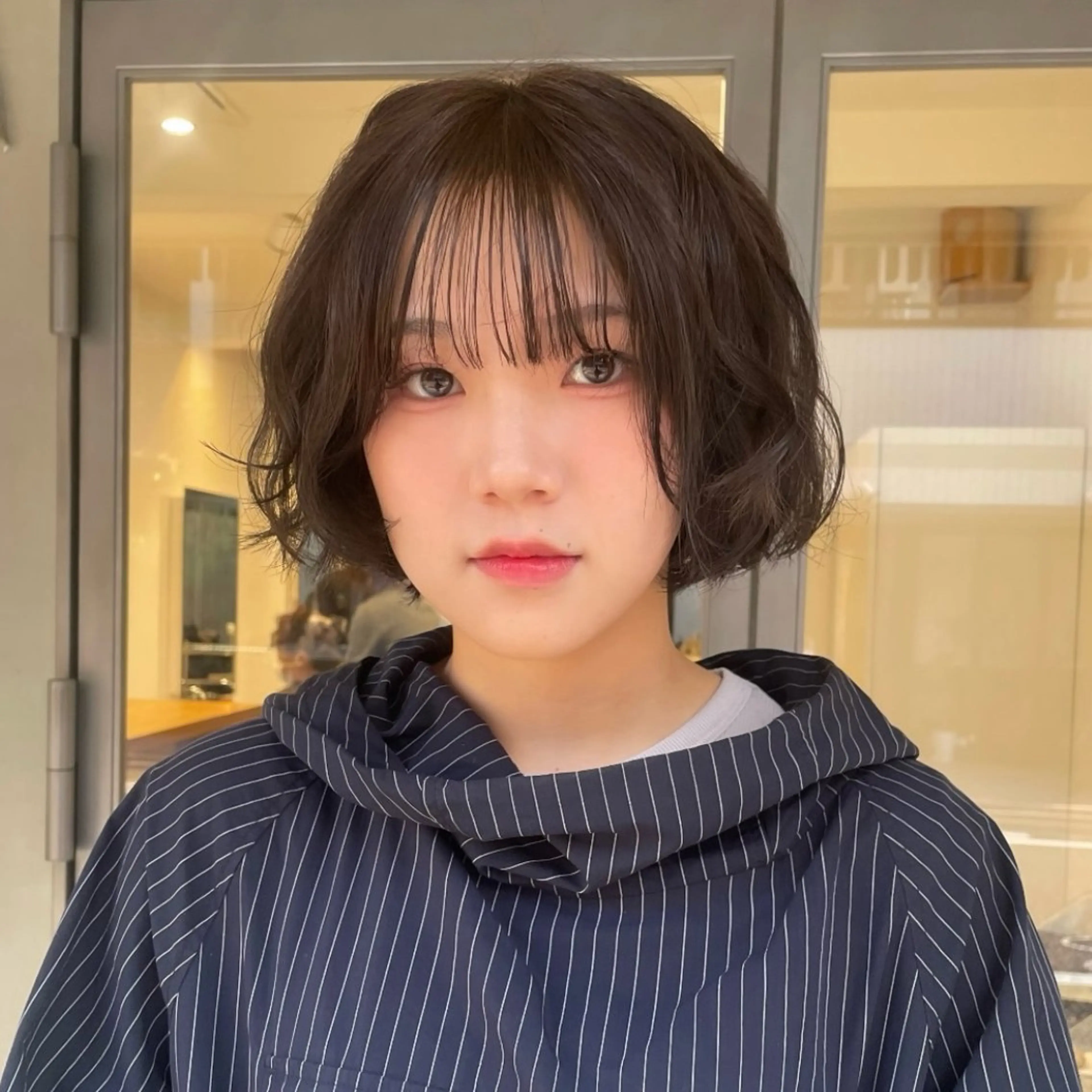 ショート カラー パーマ 岩橋 生和のヘアスタイル