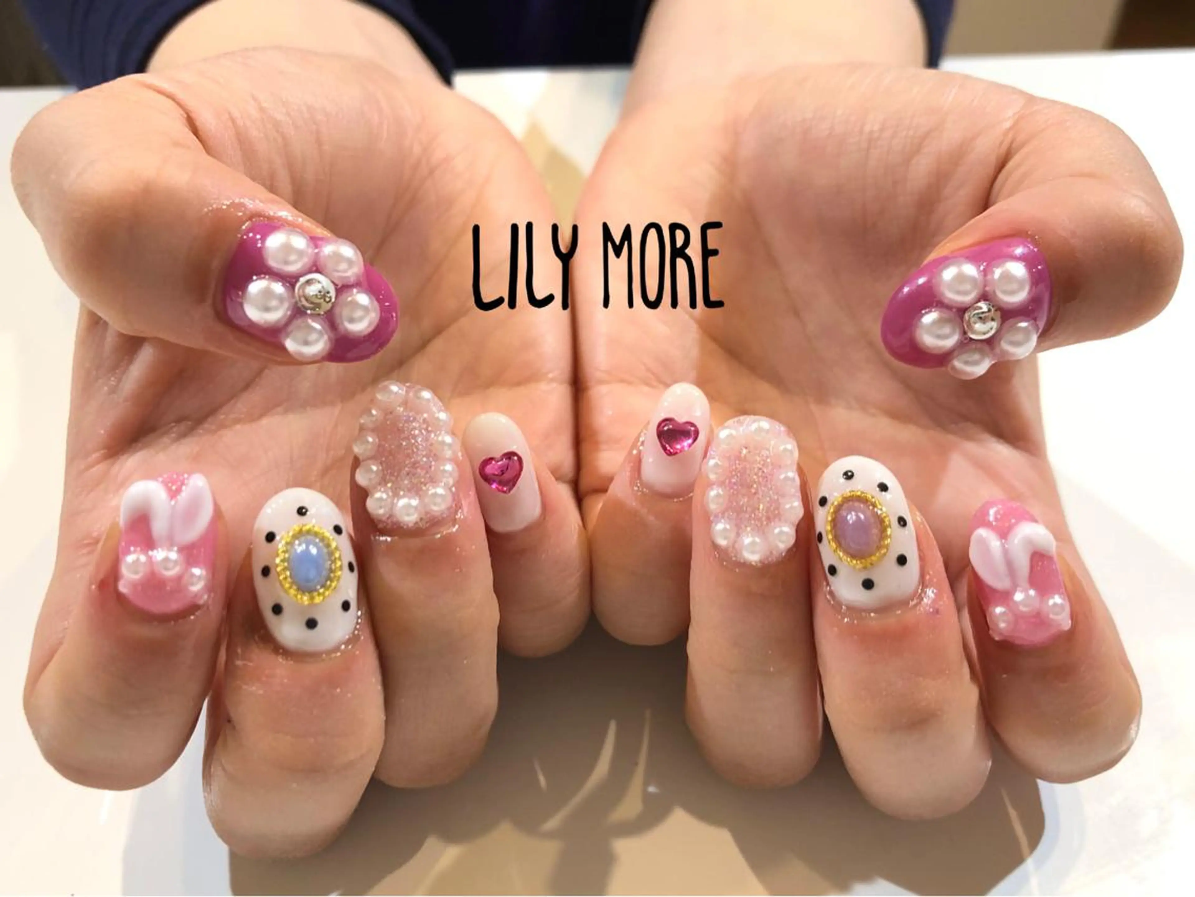 ネイル フラワーネイル Lily closetのネイルデザイン