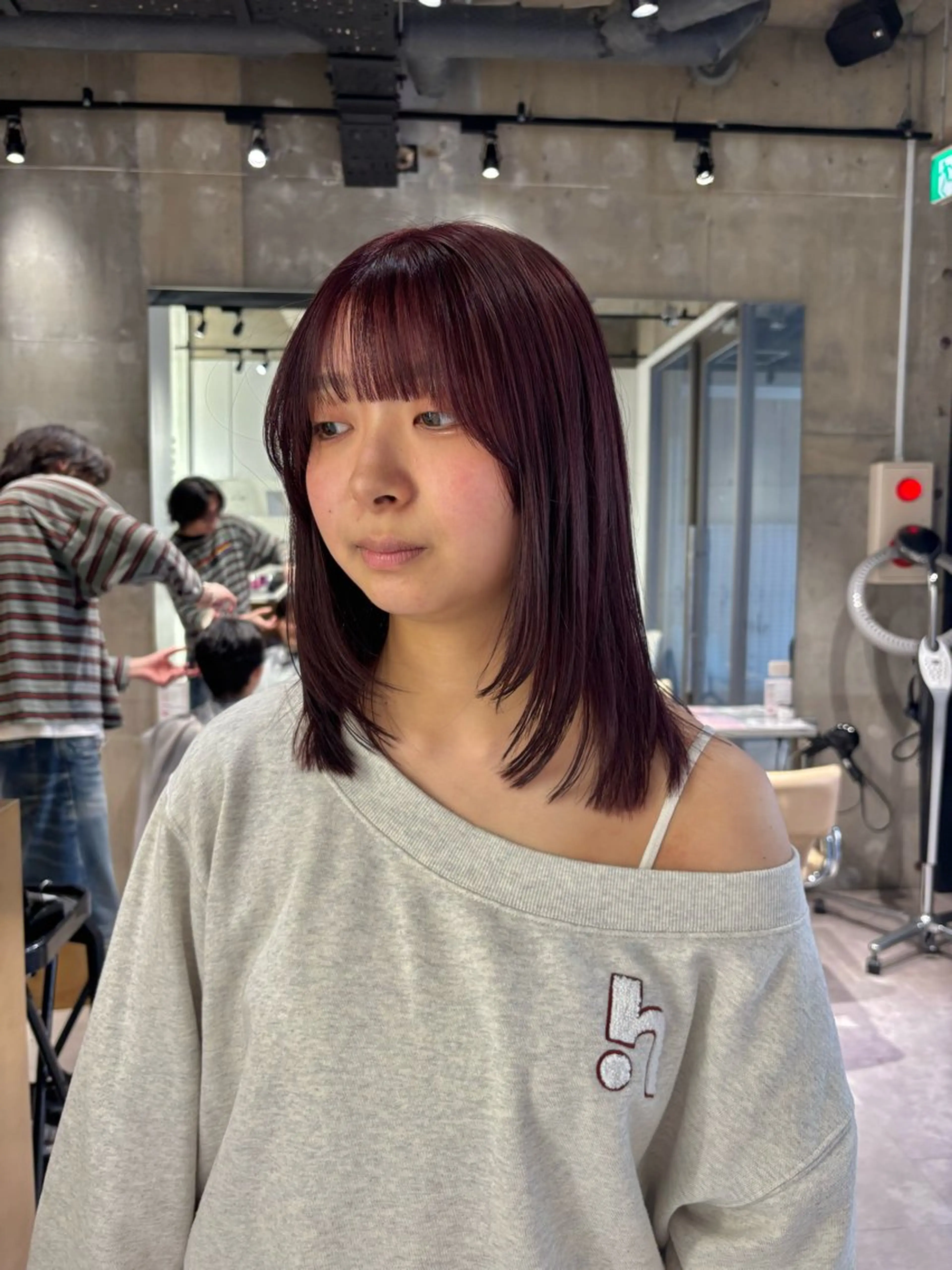 セミロング カラー ブリーチ ダブルカラー ラベンダーカラー ブリーチなしカラー ピンクカラー ヘアカラー mina🪐立川駅/ レイヤー/ボブのヘアスタイル