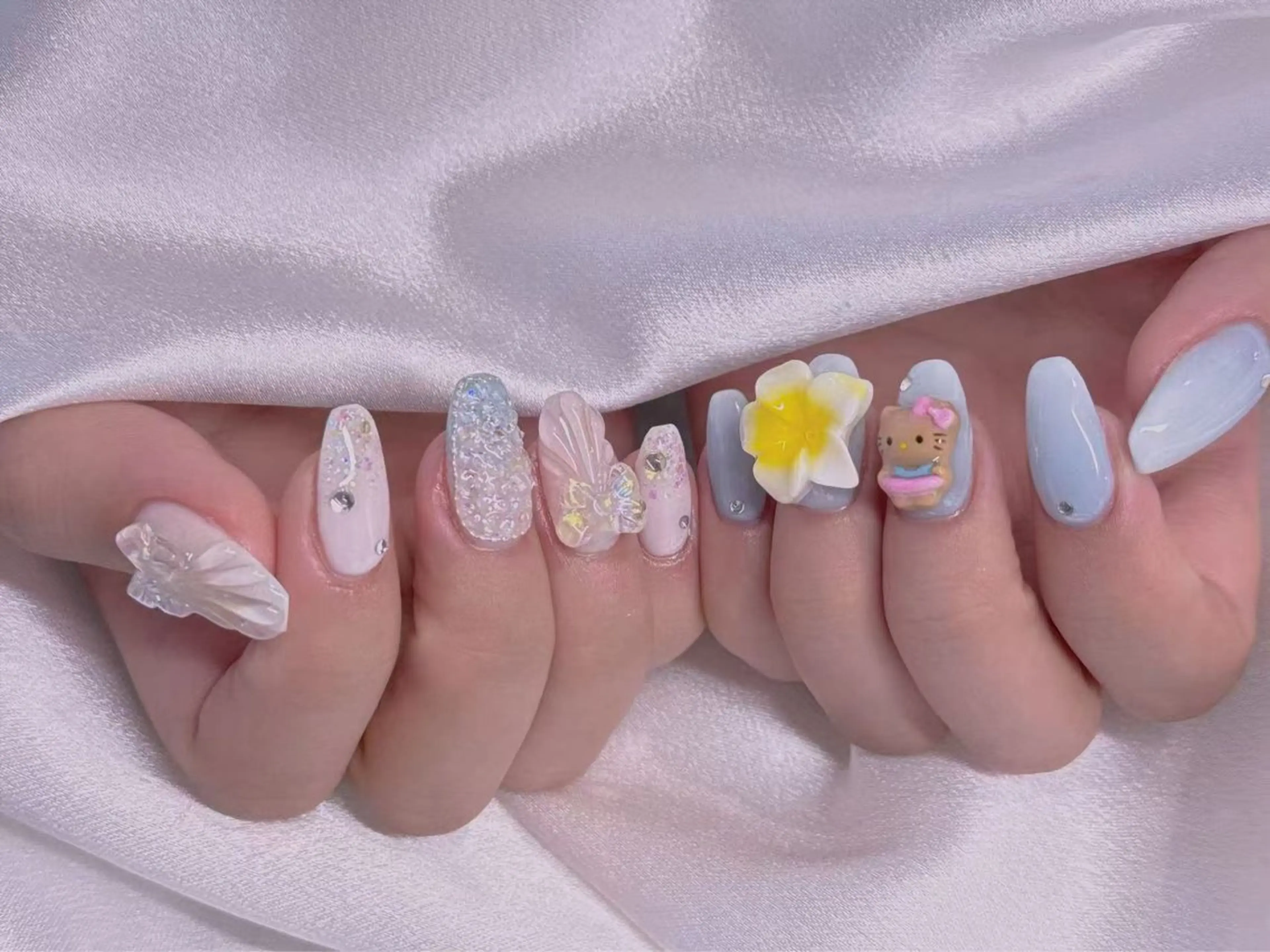 ネイル ハンドネイル ハンドケア リン リンのネイルデザイン