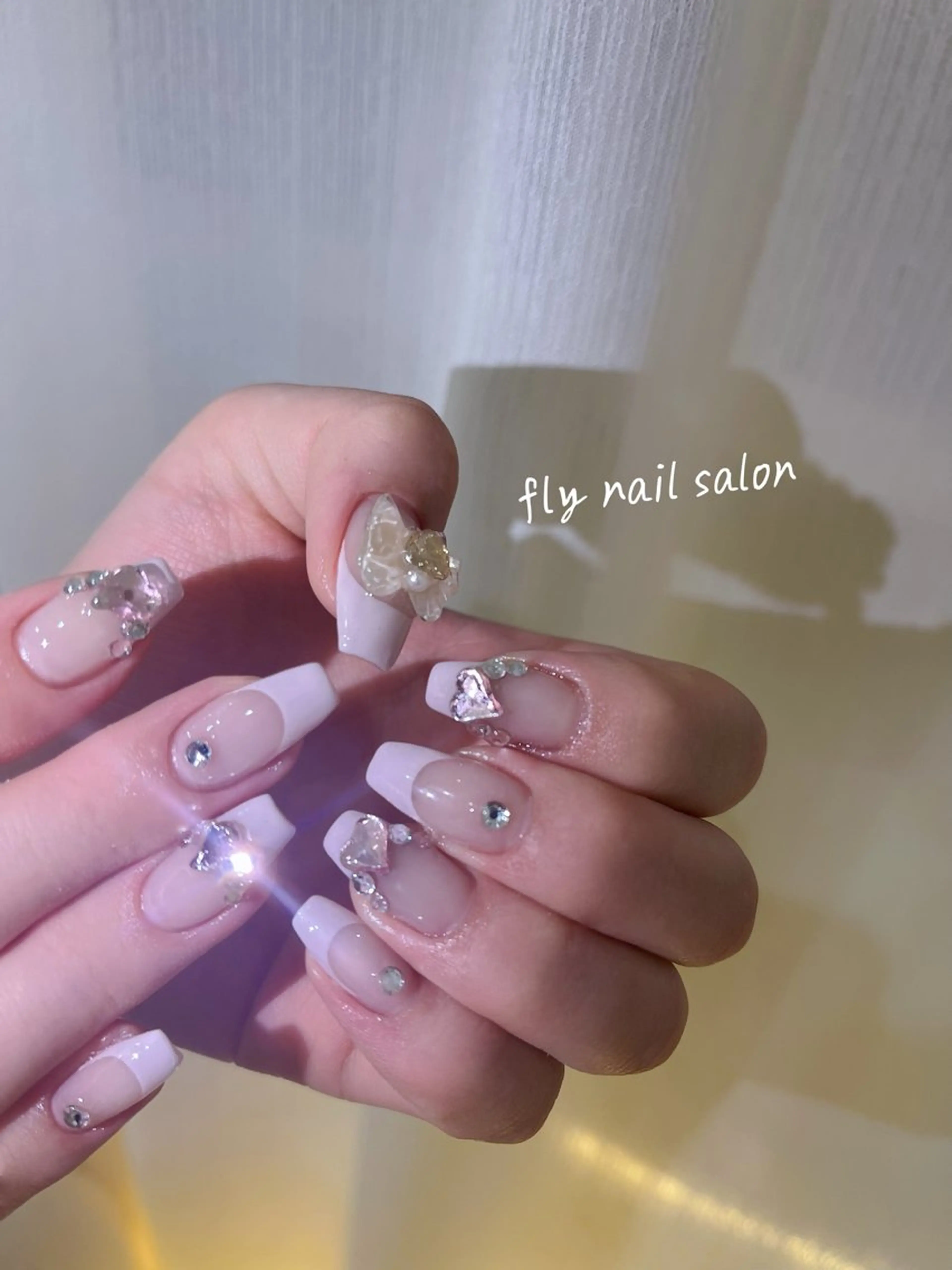 ネイル ハンドネイル FLY Nail Salonのネイルデザイン