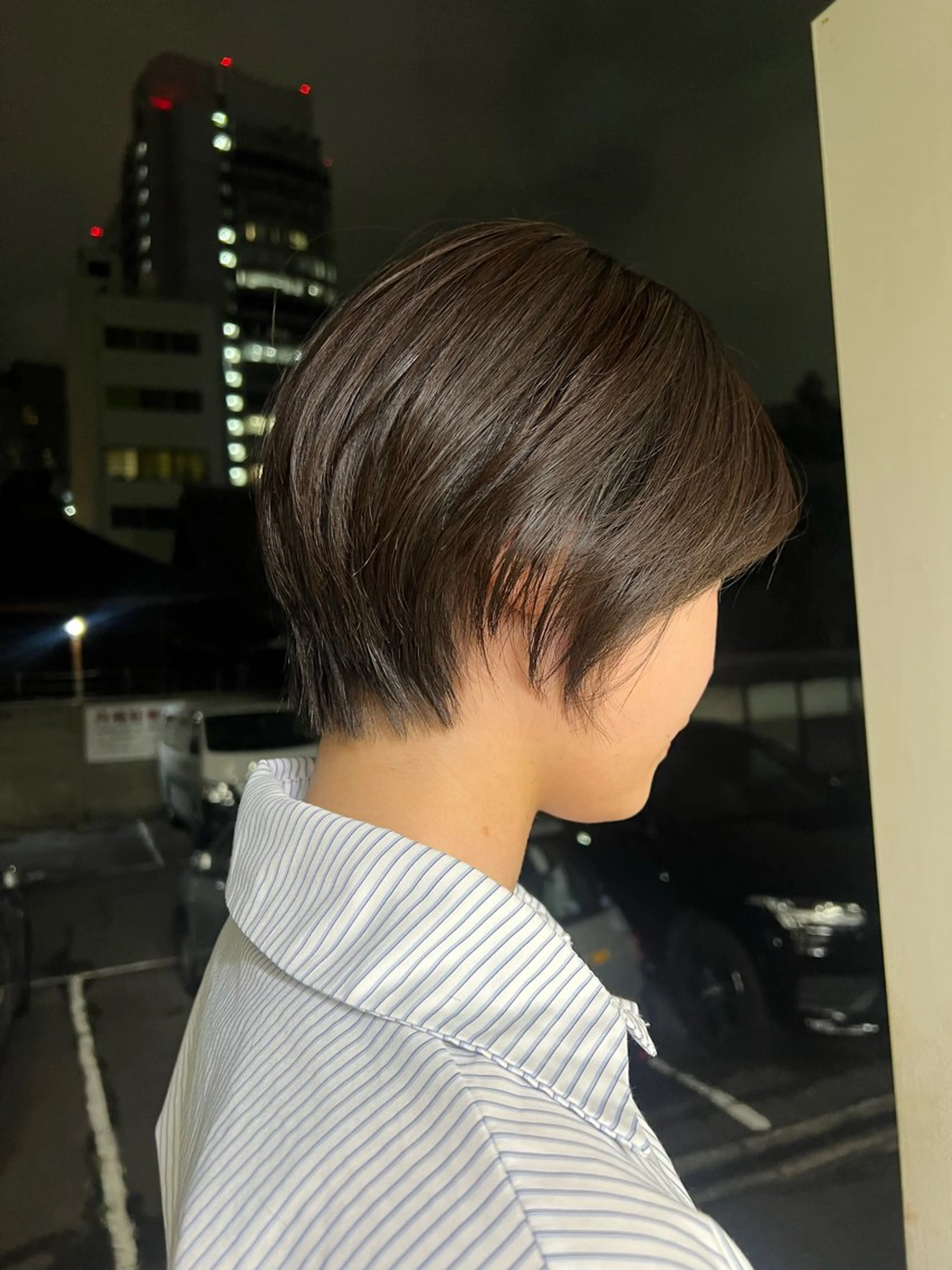 ショート カット ヘアカラー 小林 美咲のヘアスタイル