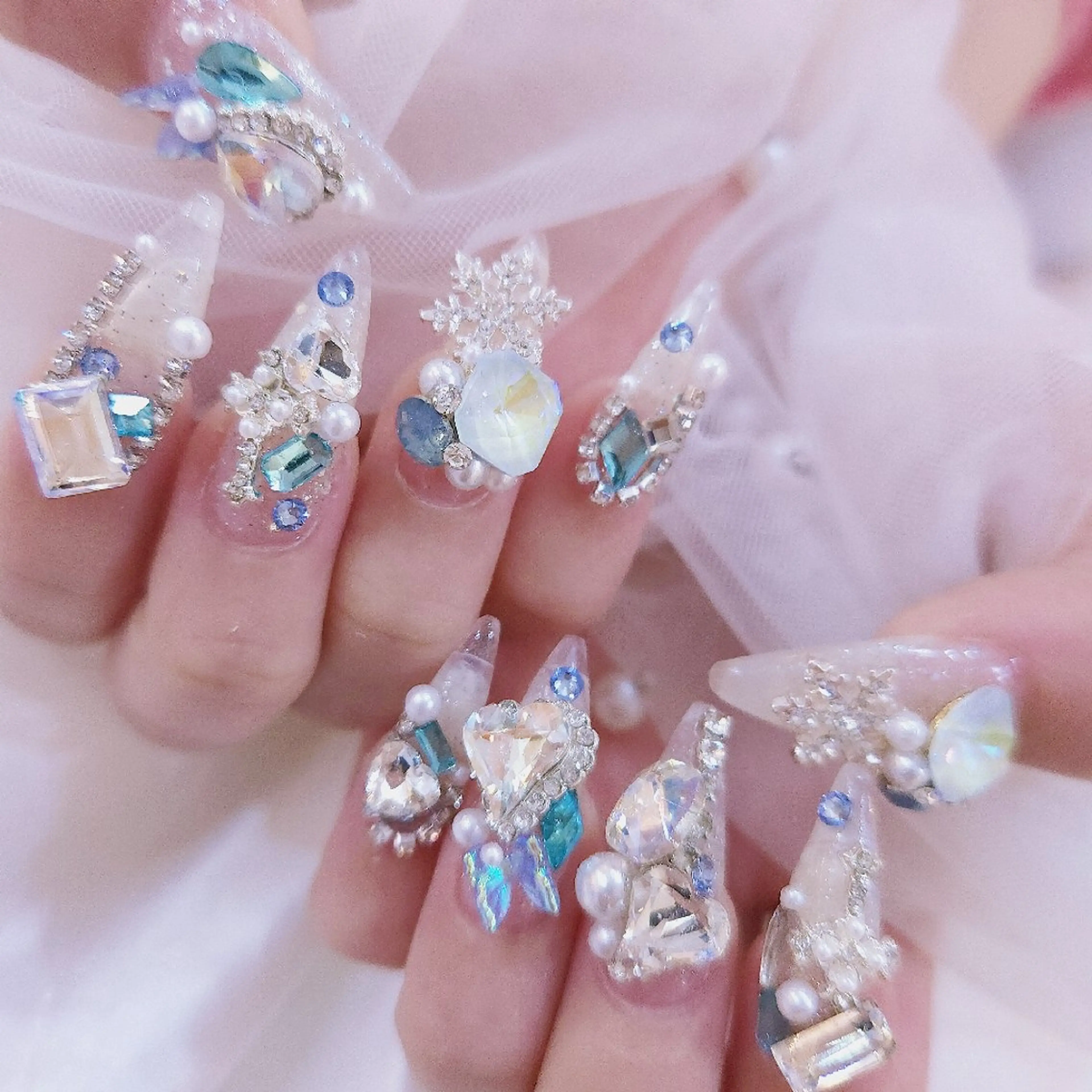 ネイル u n o n a i l 01のネイルデザイン