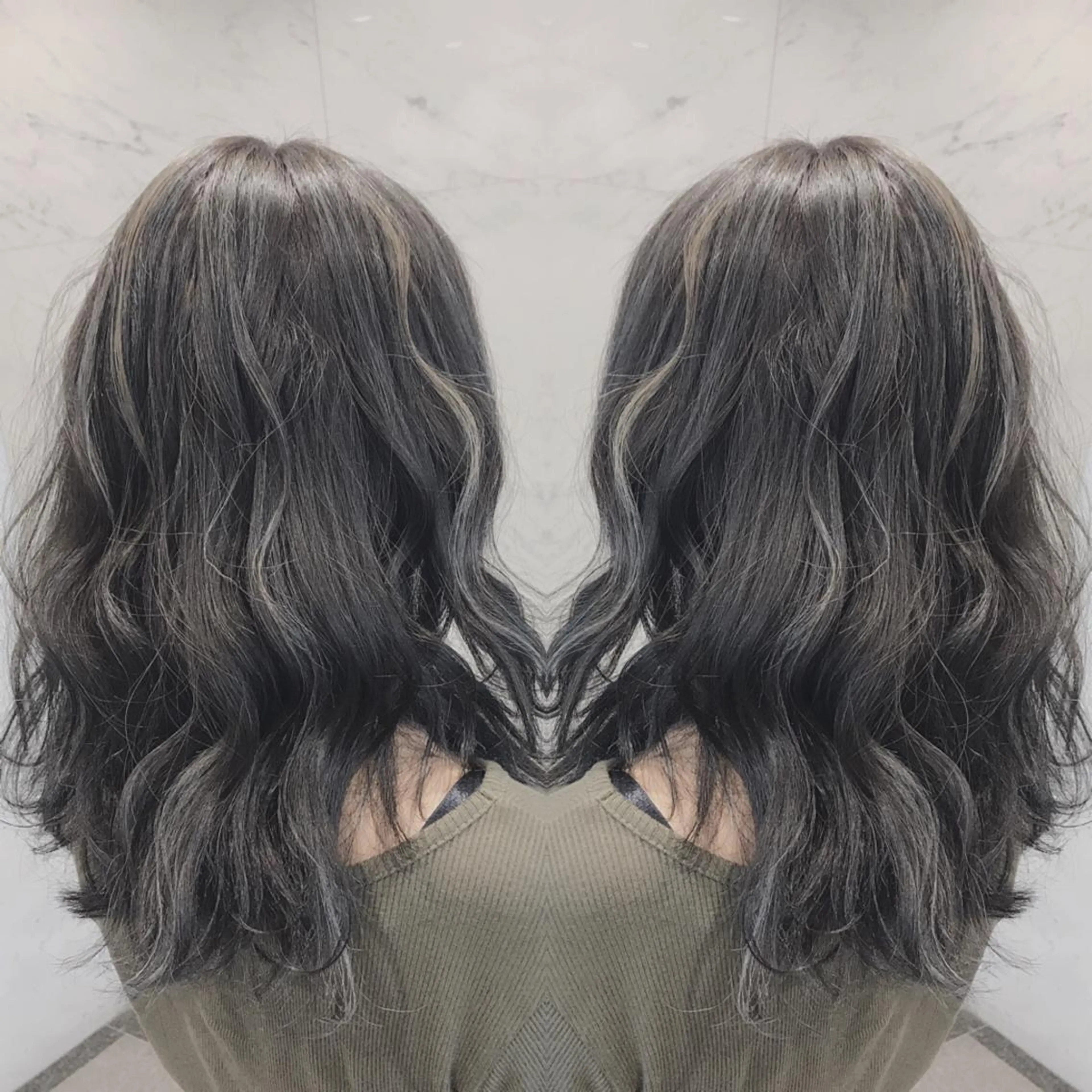 セミロング カラー ヘアカラー cecil hair所属・重政 和樹のヘアスタイル