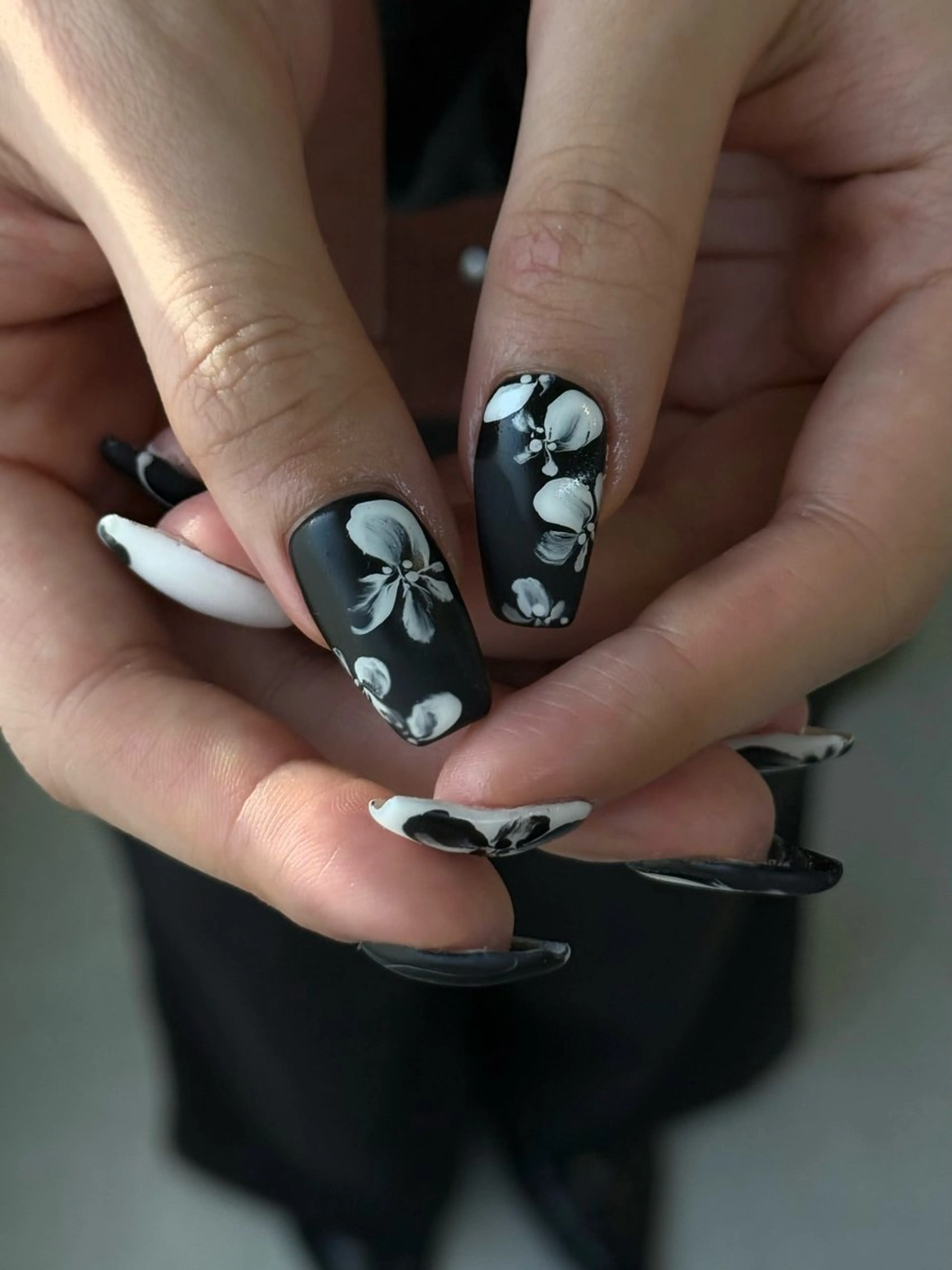 ネイル ハンドネイル gui minamiのネイルデザイン