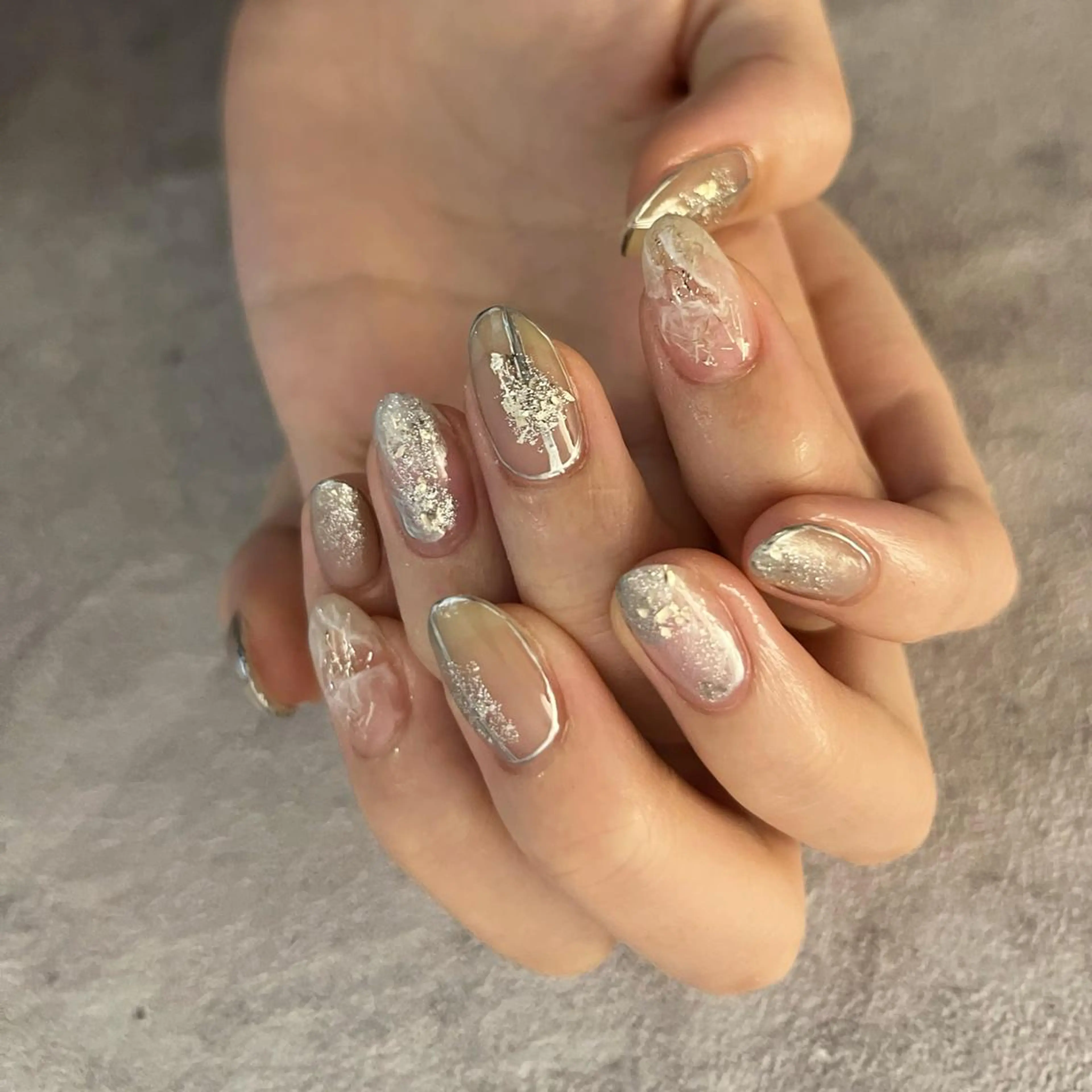 ネイル ニュアンスネイル Ray. ちゅるん系ニュアンスのネイルデザイン