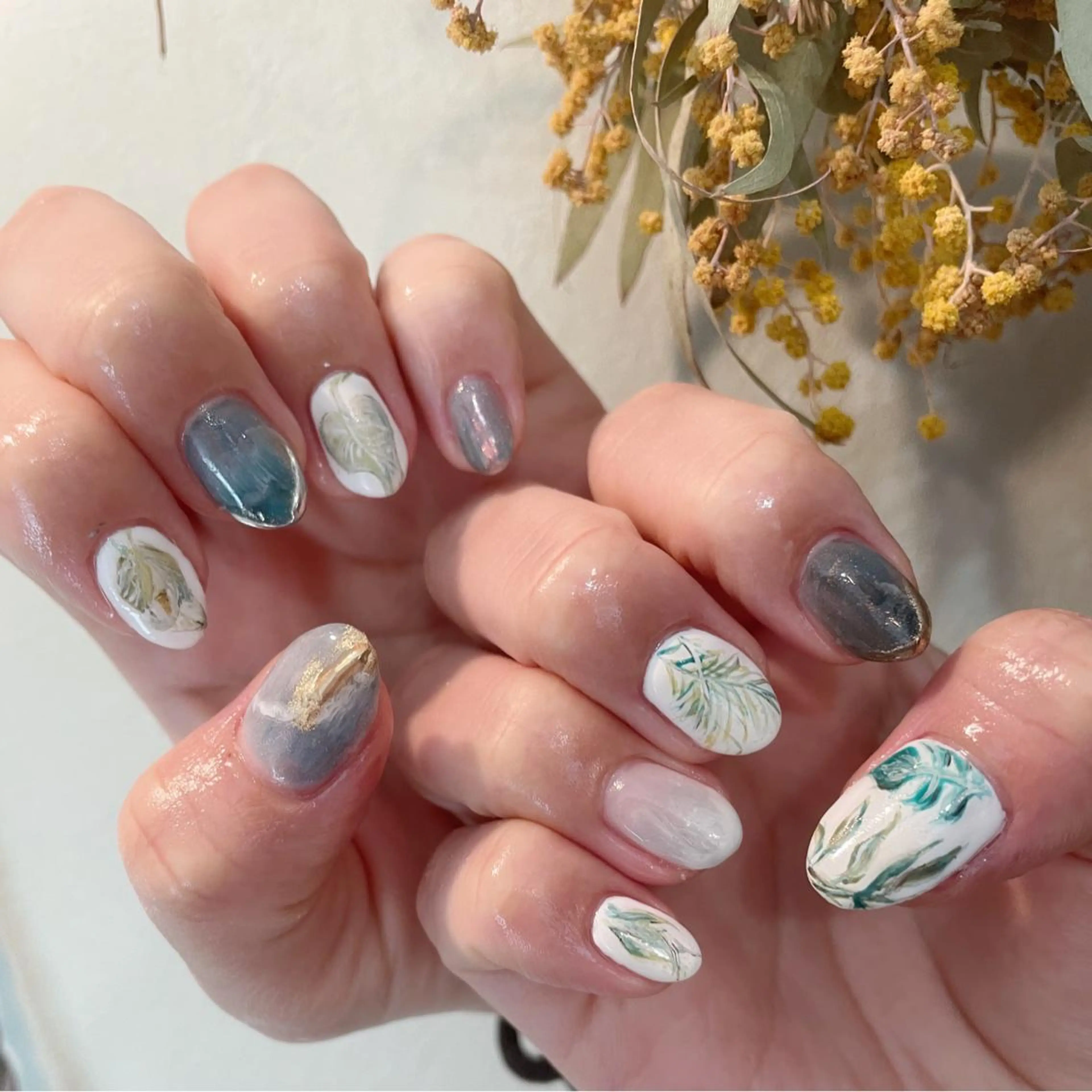 ネイル ニュアンスネイル ハンドネイル フットネイル rebon＊ natsukiのネイルデザイン