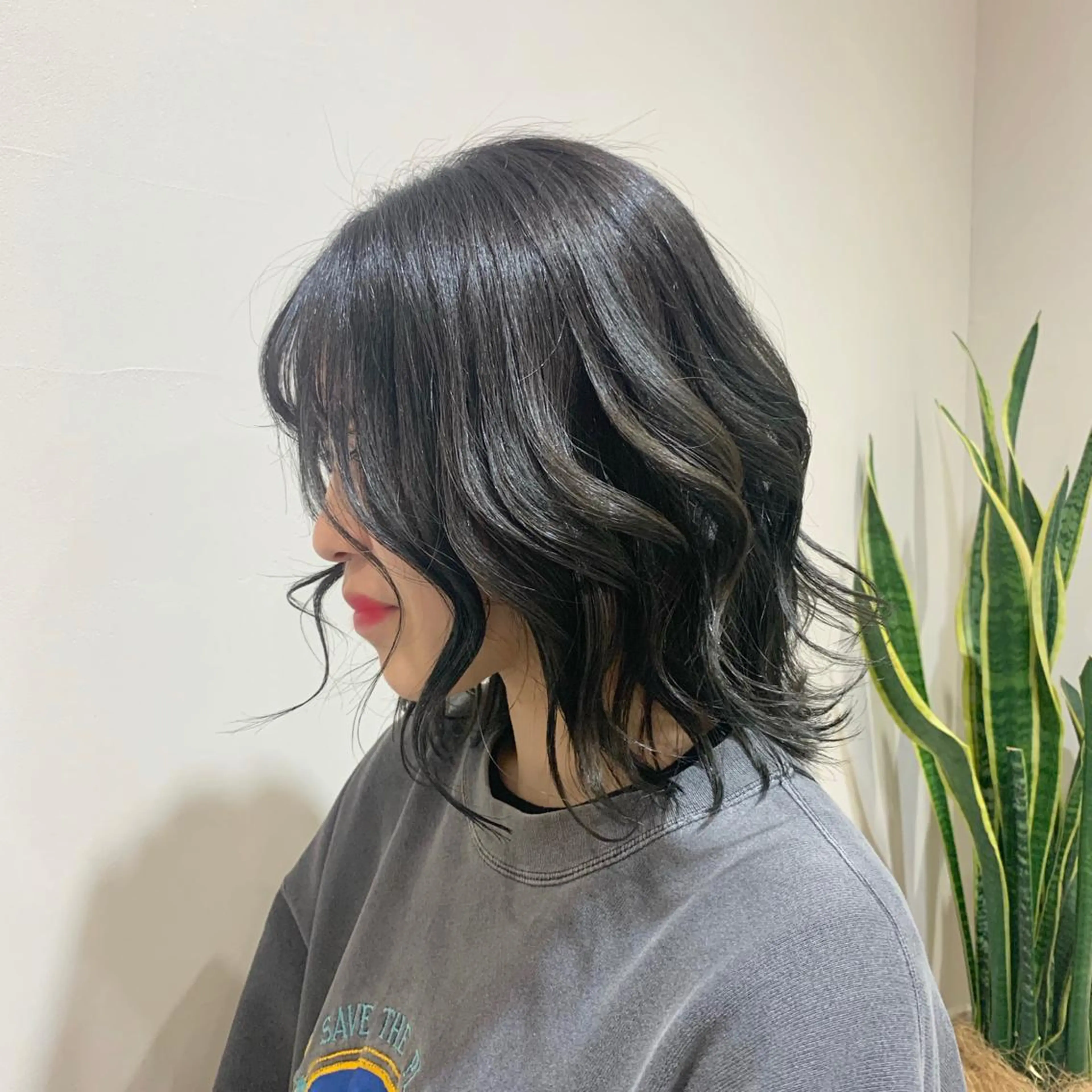 ミディアム カラー 韓国🇰🇷透明感 ERIのヘアスタイル