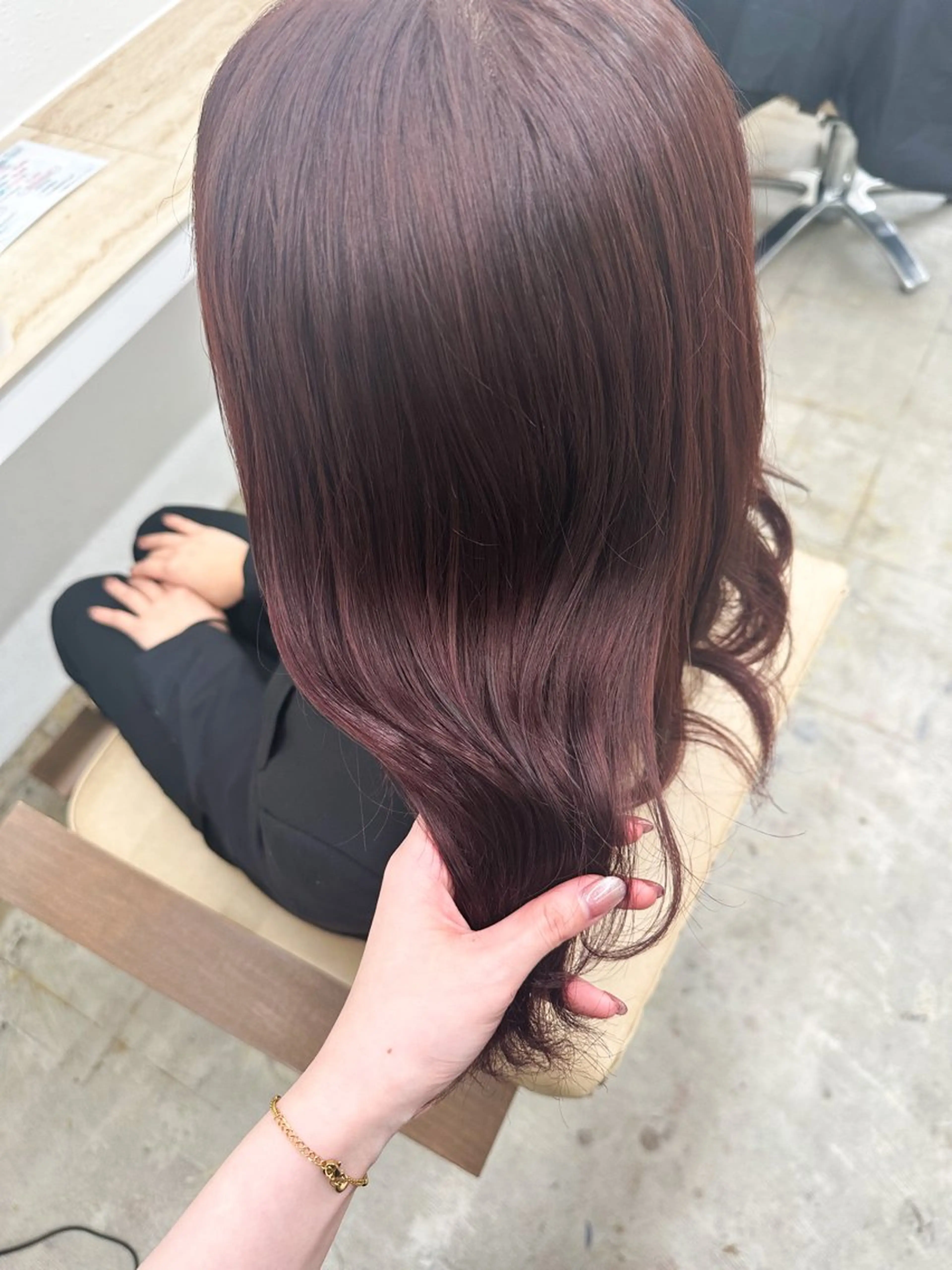 ミディアム カラー ブラウンカラー ピンクカラー ピンクブラウン 🌼透明感艶カラー オリーブ🌼河村咲のヘアスタイル