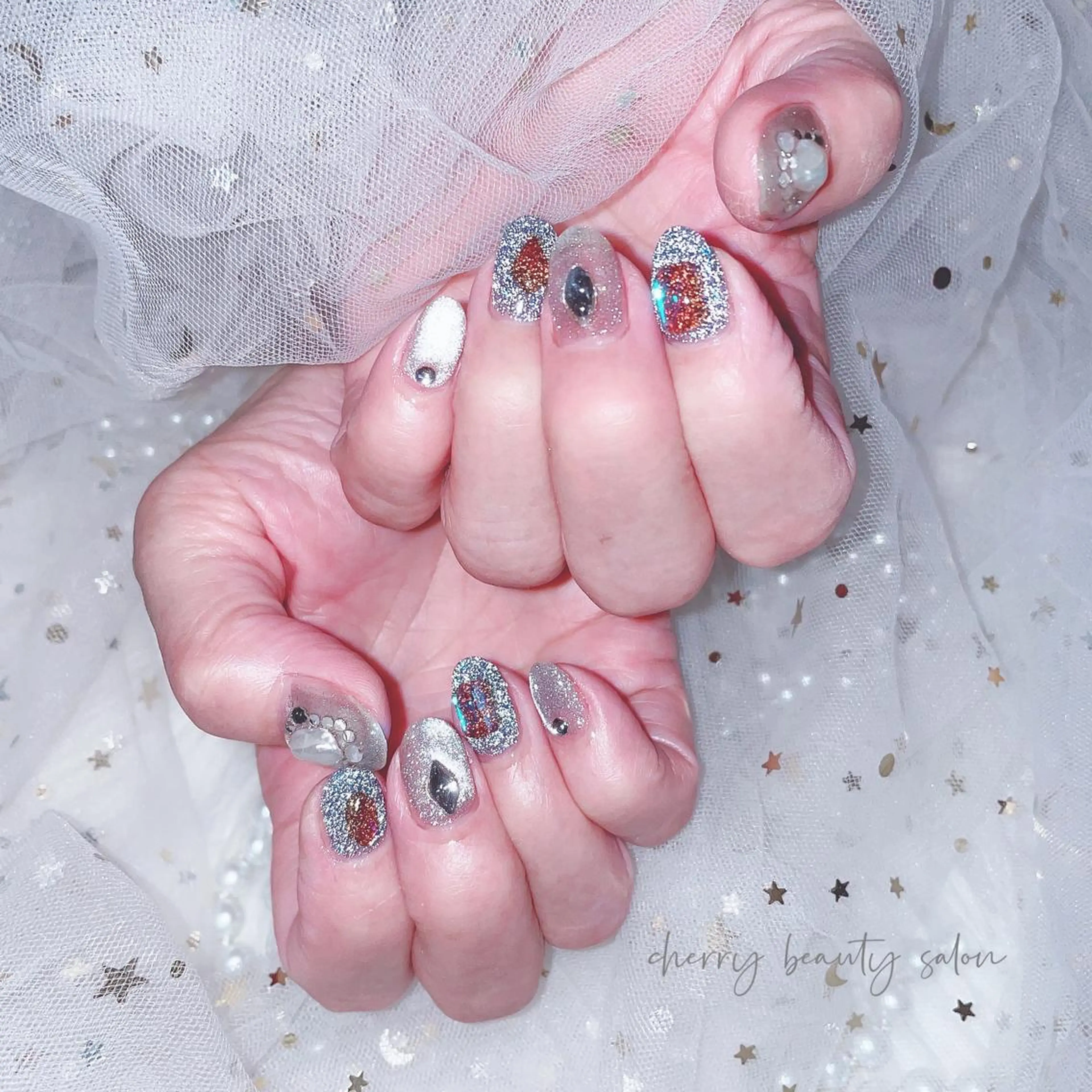 ショート ネイル SAKURA 🍒のネイルデザイン