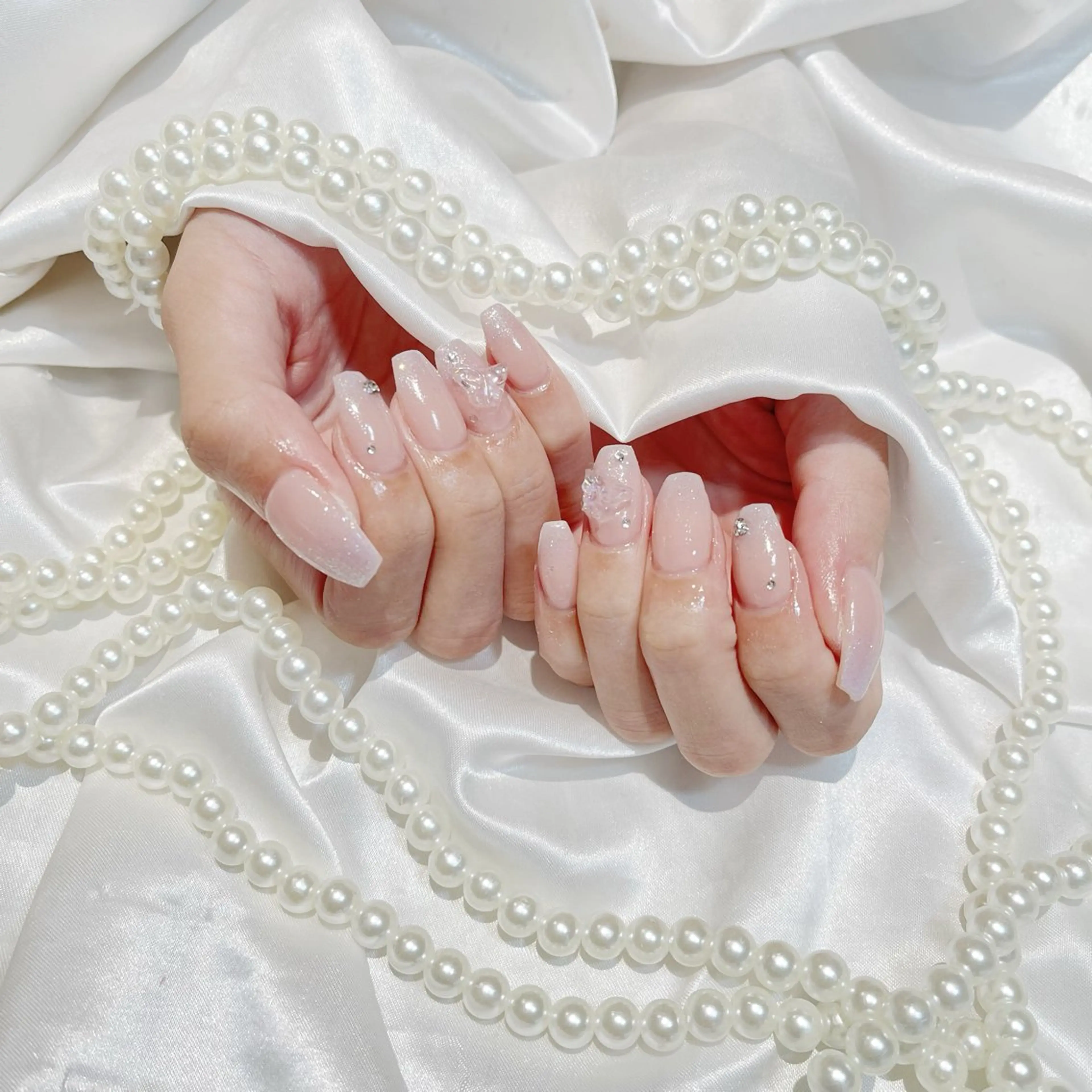 ネイル WISTERIA aisaのネイルデザイン