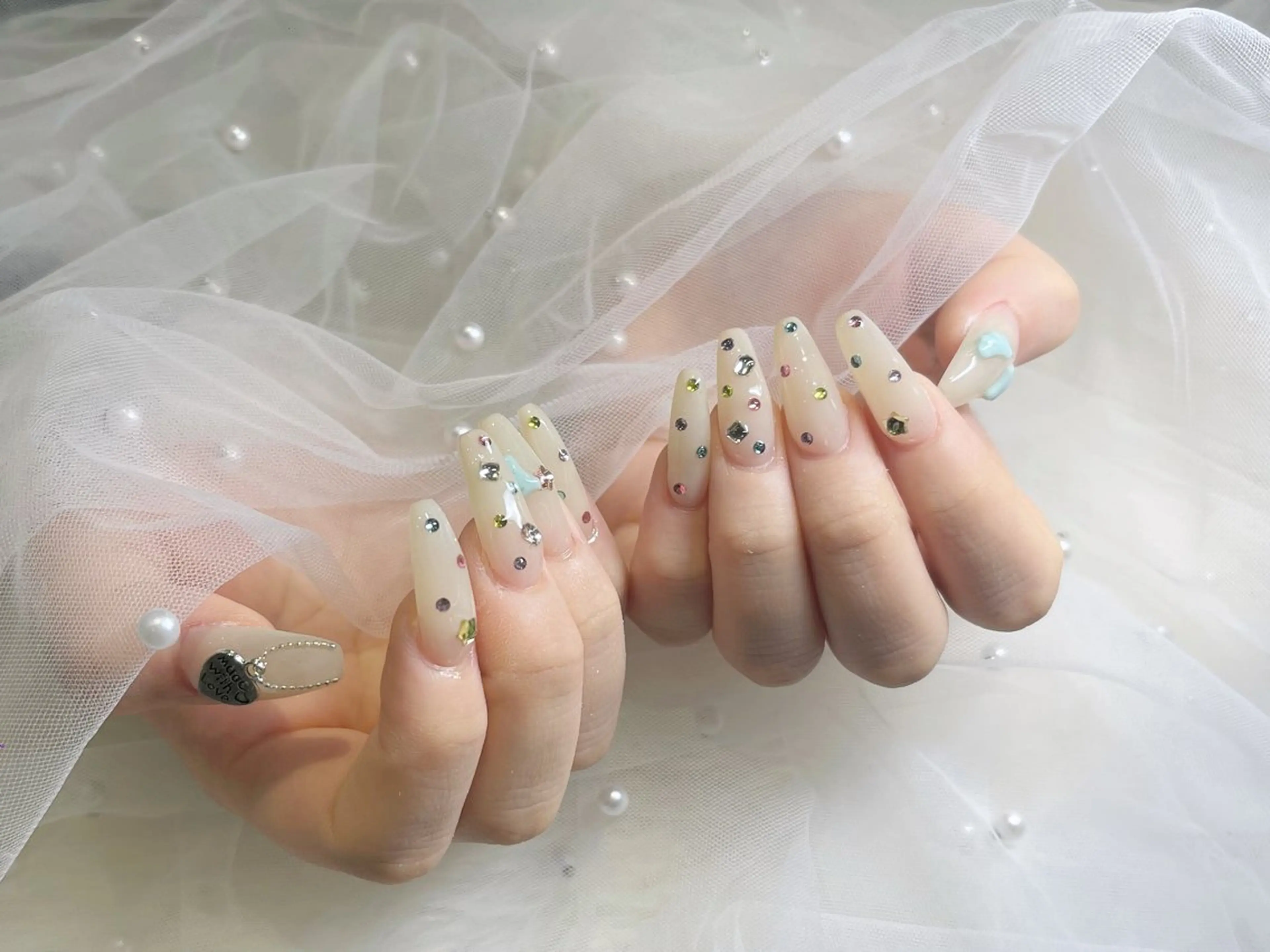 ネイル ハンドネイル ちゅるんネイル ✨🎀AMIのネイルデザイン