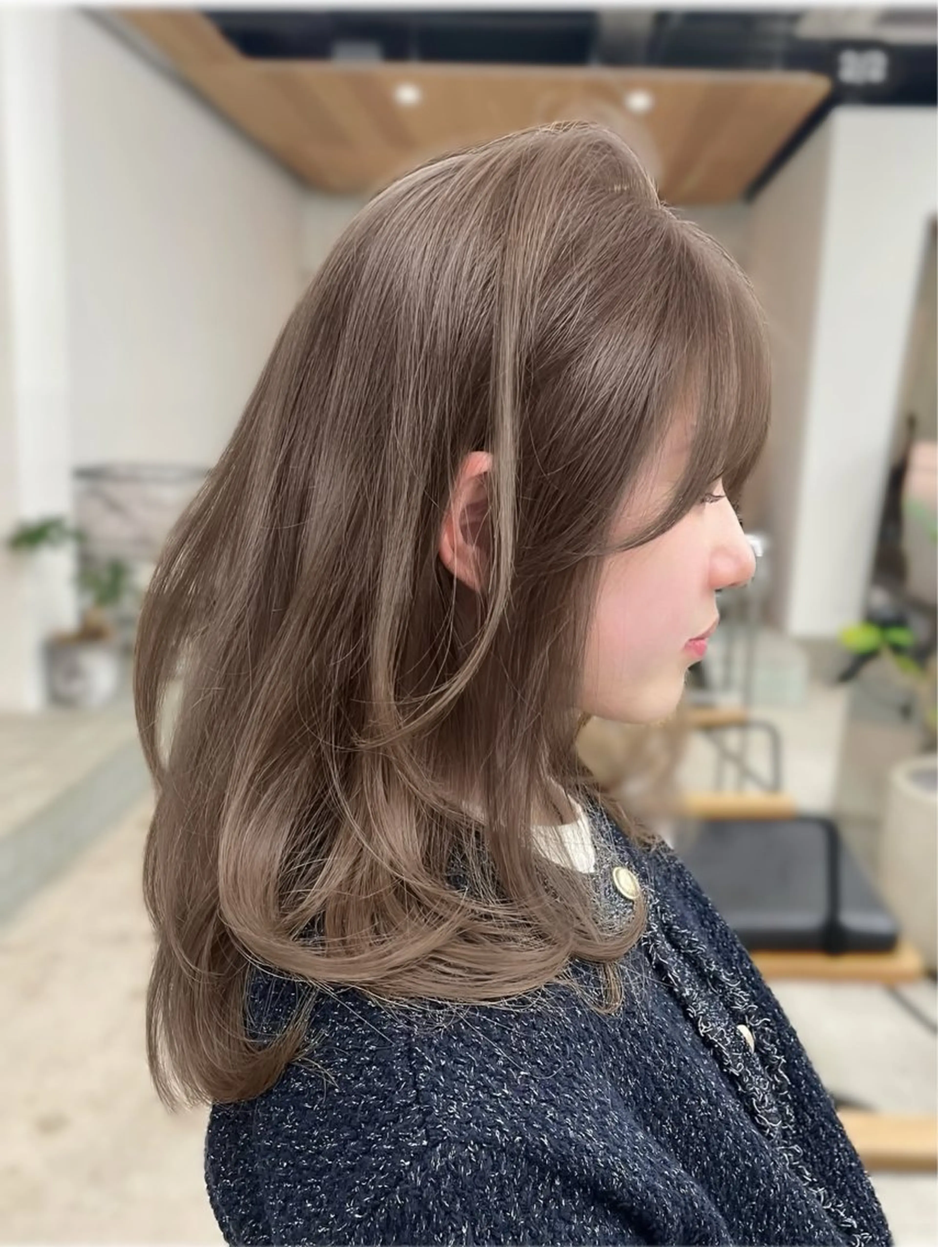 セミロング カラー ベージュカラー レイヤーカット トリートメント カット トリートメント 🩵新宿/レイヤー/ 髪質改善🩵馬場叶林のヘアスタイル