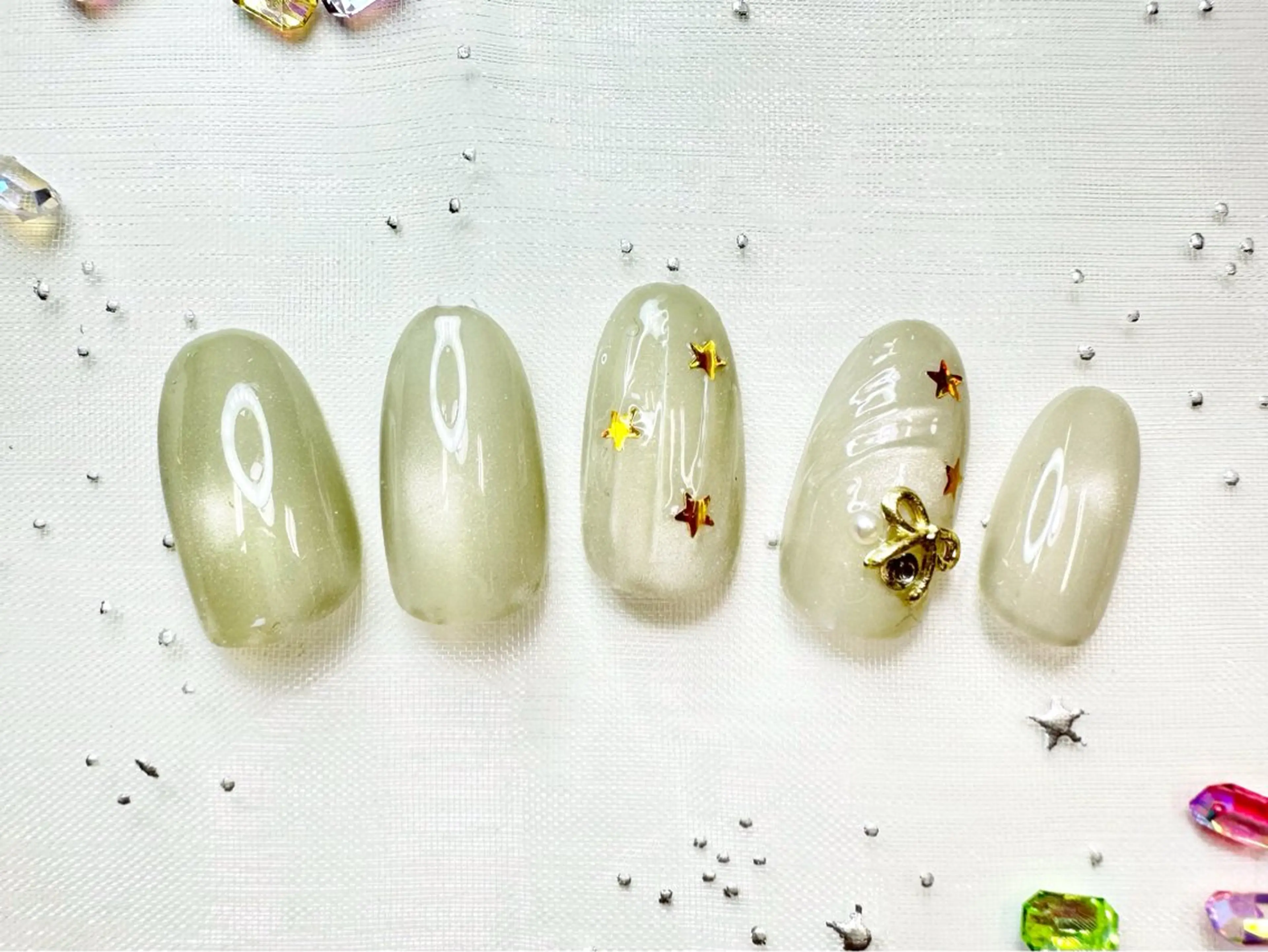 ネイル ネイルPetit Ribbonのネイルデザイン